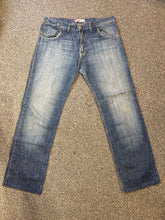 Levi’s Women’s Vintage 504 Blue Fade Jeans – P425