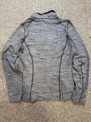 The North Face Women’s Grey Patterned 1/4 Zip Pullover – P555