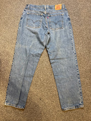 Levi’s Women’s 550 Classic Relaxed Fit Blue Jeans – P399