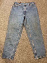 Levi’s Women’s 550 Relaxed Fit Tapered Leg Blue Jeans – P428