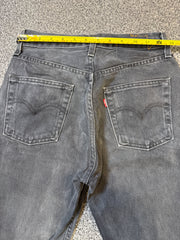 Levi’s Women’s 534 Black Skinny Jeans – P431