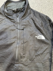 The North Face Men’s Black 1/4 Zip Pullover – P552