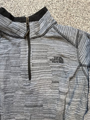 The North Face Women’s Grey Patterned 1/4 Zip Pullover – P555