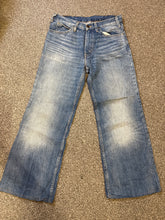 Levi’s Women’s Blue Wide Leg Jeans – P423