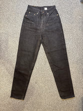 Levi’s Women’s 512 Slim Fit Tapered Leg Black Jeans – P392