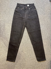 Levi’s Women’s 512 Slim Fit Tapered Leg Black Jeans – P392