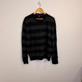 GAP Men’s Striped Crewneck Jumper – P640