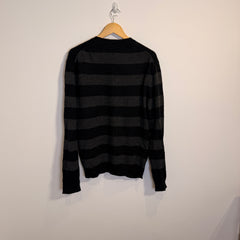 GAP Men’s Striped Crewneck Jumper – P640