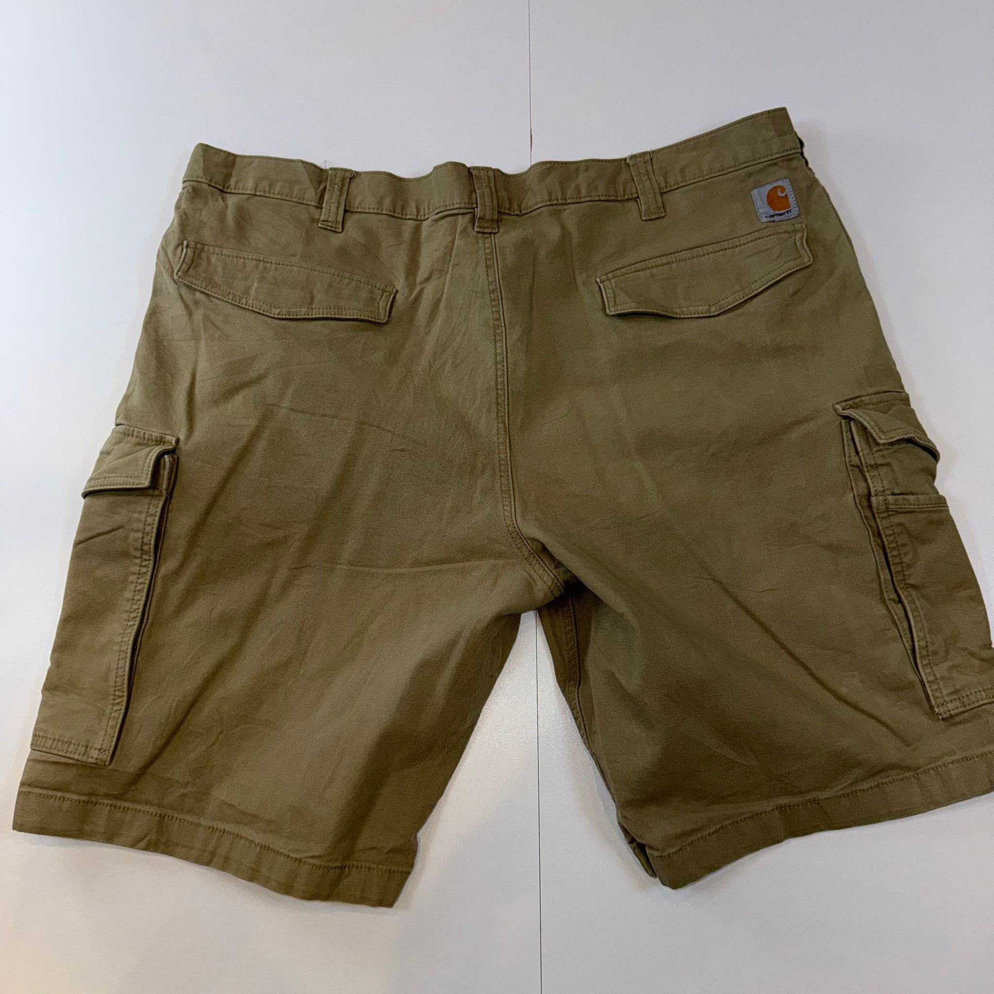 Carhartt Relaxed Fit Cargo Shorts – Khaki Beige – Size 44 Workwear Utility