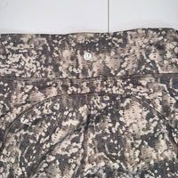 Lululemon Invigorate HR Tight 25 Leggings Grey Print Size 8