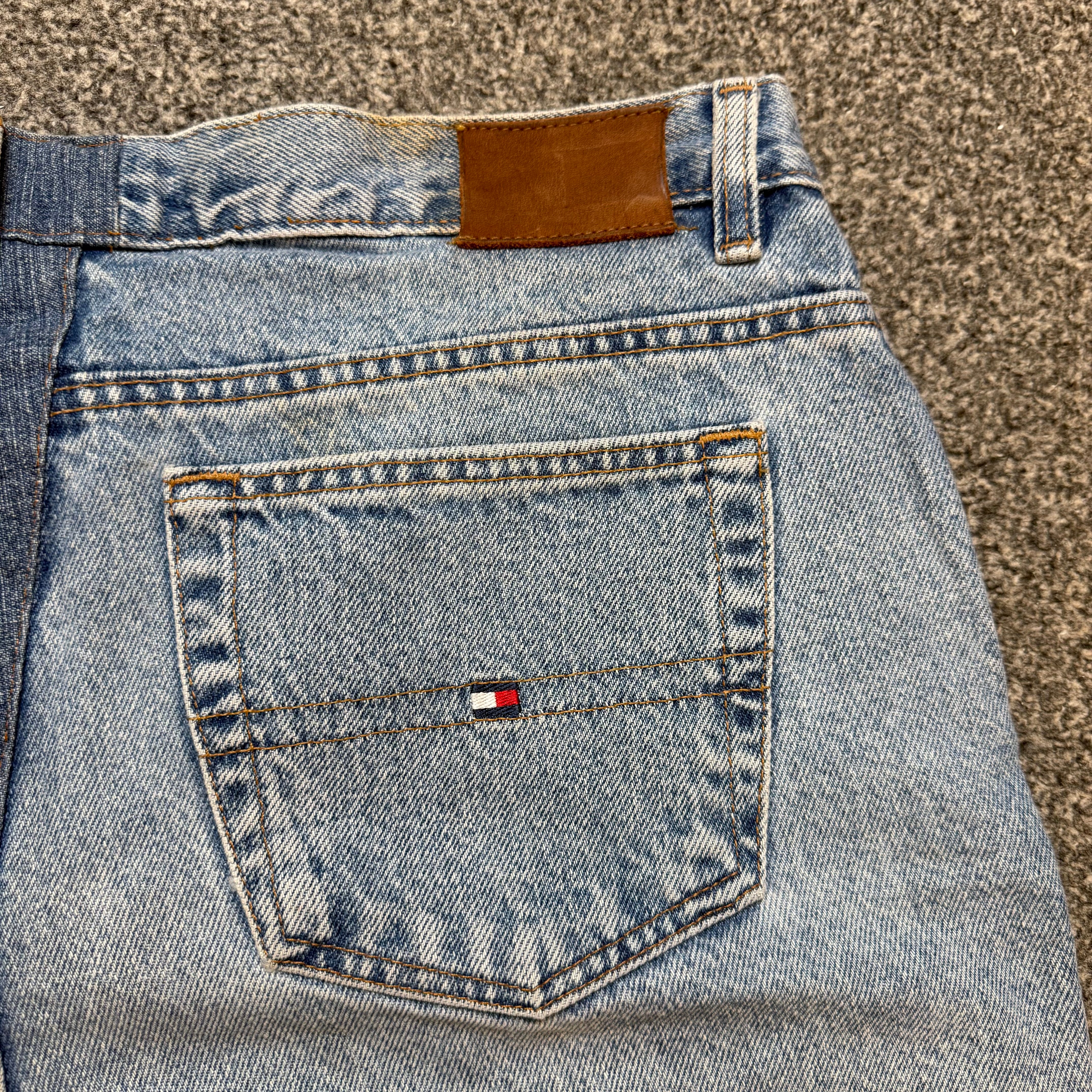 Tommy Hilfiger Women’s Light Blue Jeans – P387