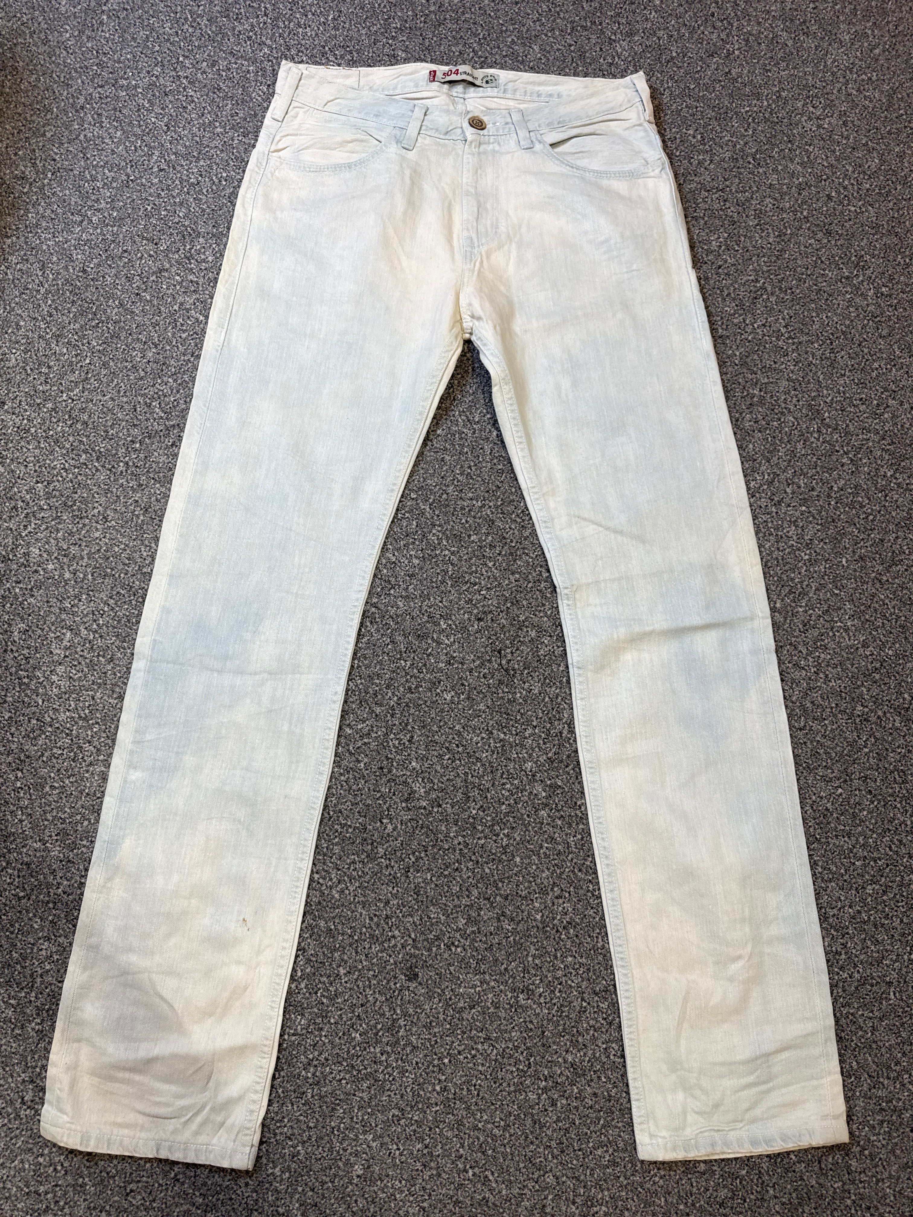 Levi’s Women’s 504 Eco Straight Fit Off-White Light Blue Jeans – P443