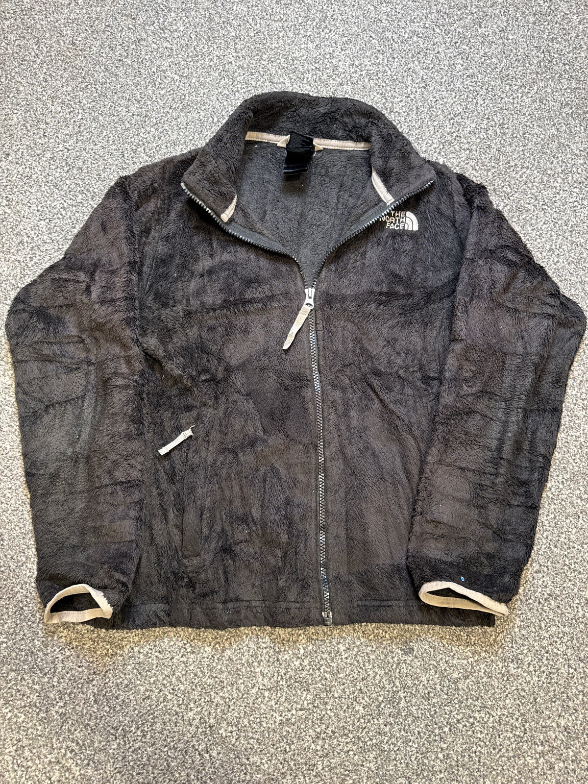 The North Face Kids’ Teddy Fleece Jacket – Black