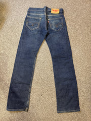 Levi’s Women’s 901 Dark Blue Jeans with White Stitching – P417