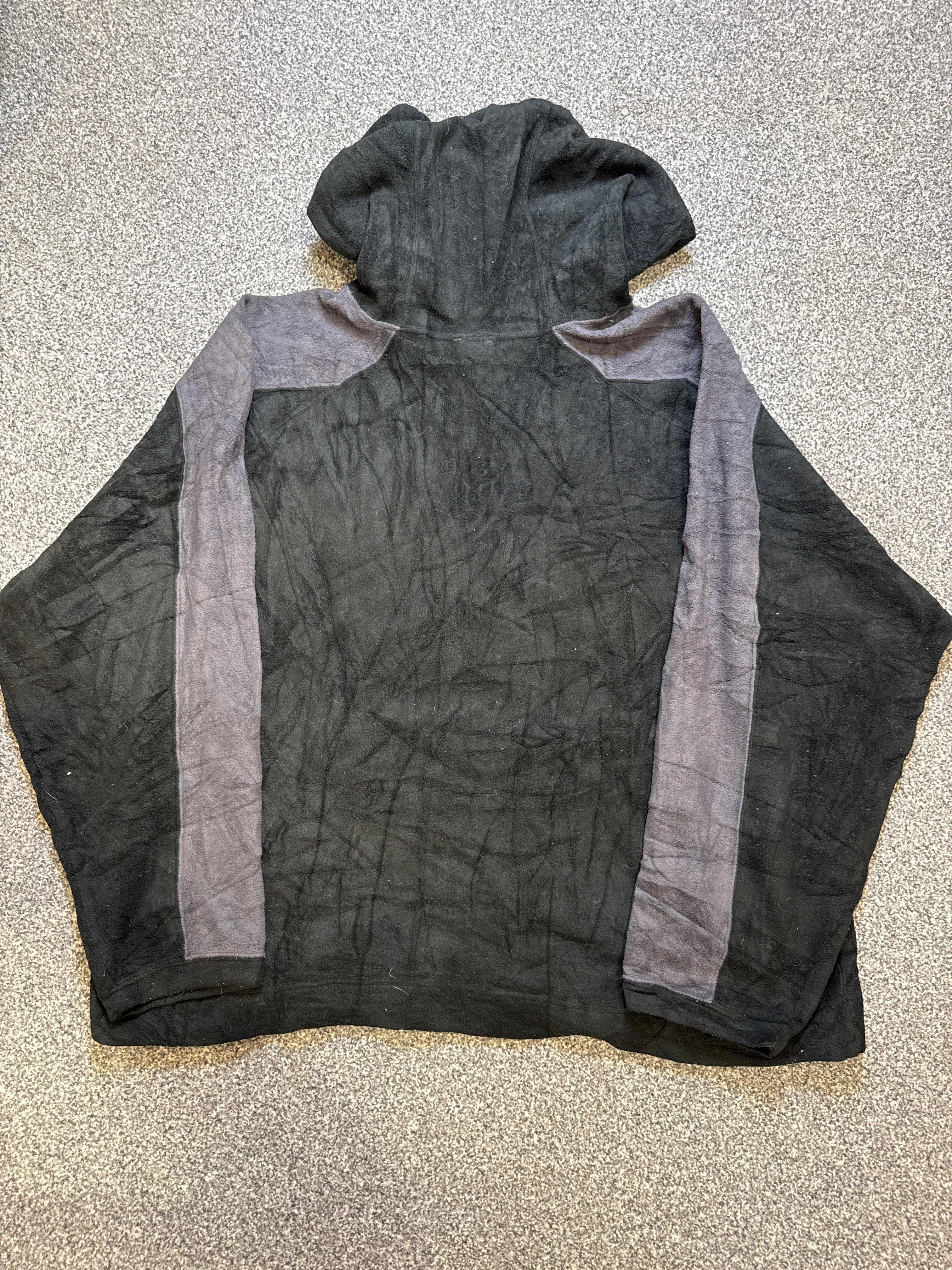 The North Face Men’s Fleece Hoodie with Kangaroo Pocket – Black