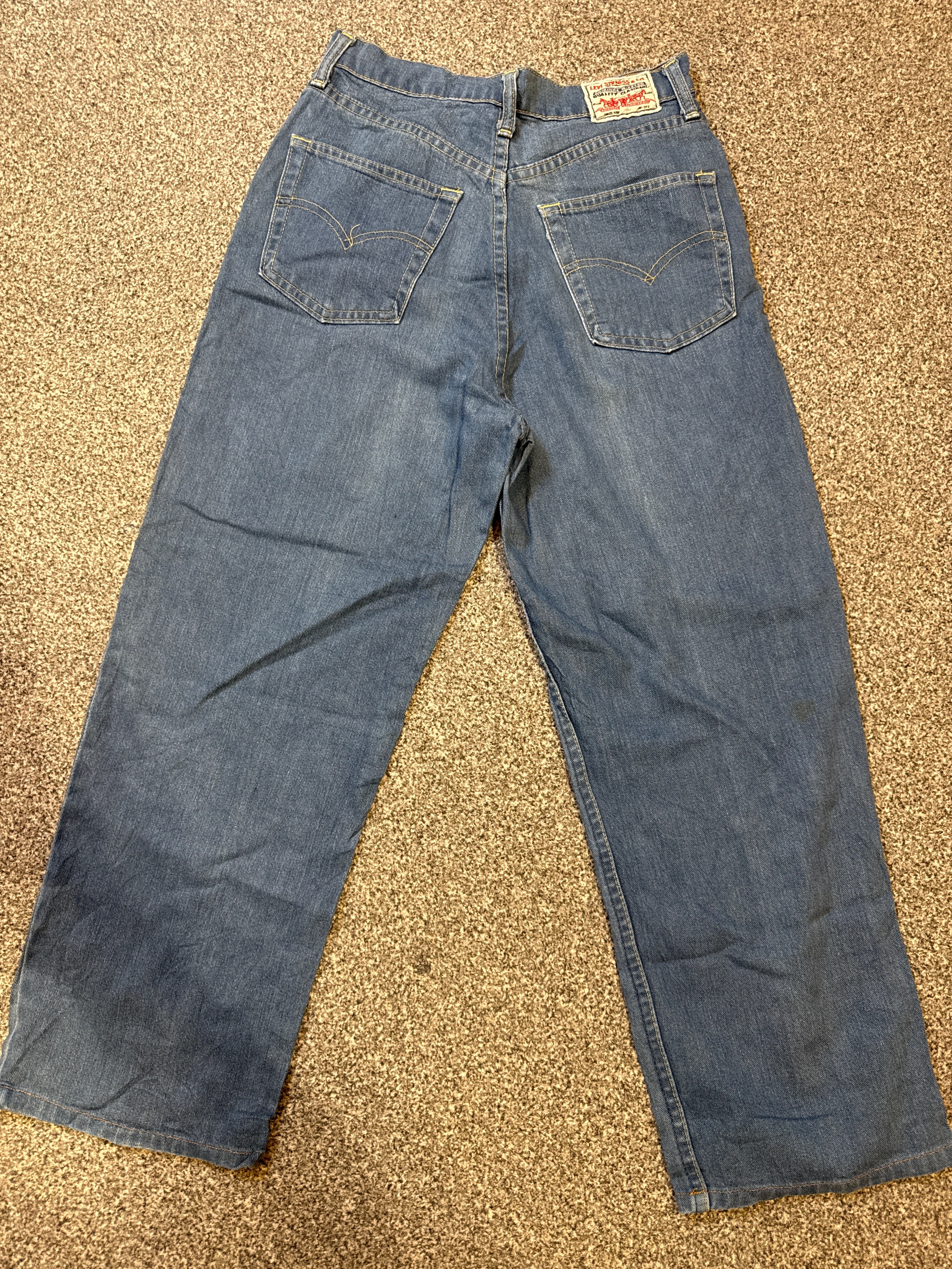 Levi’s Women’s High-Waisted Soft Denim Blue Jeans – P439