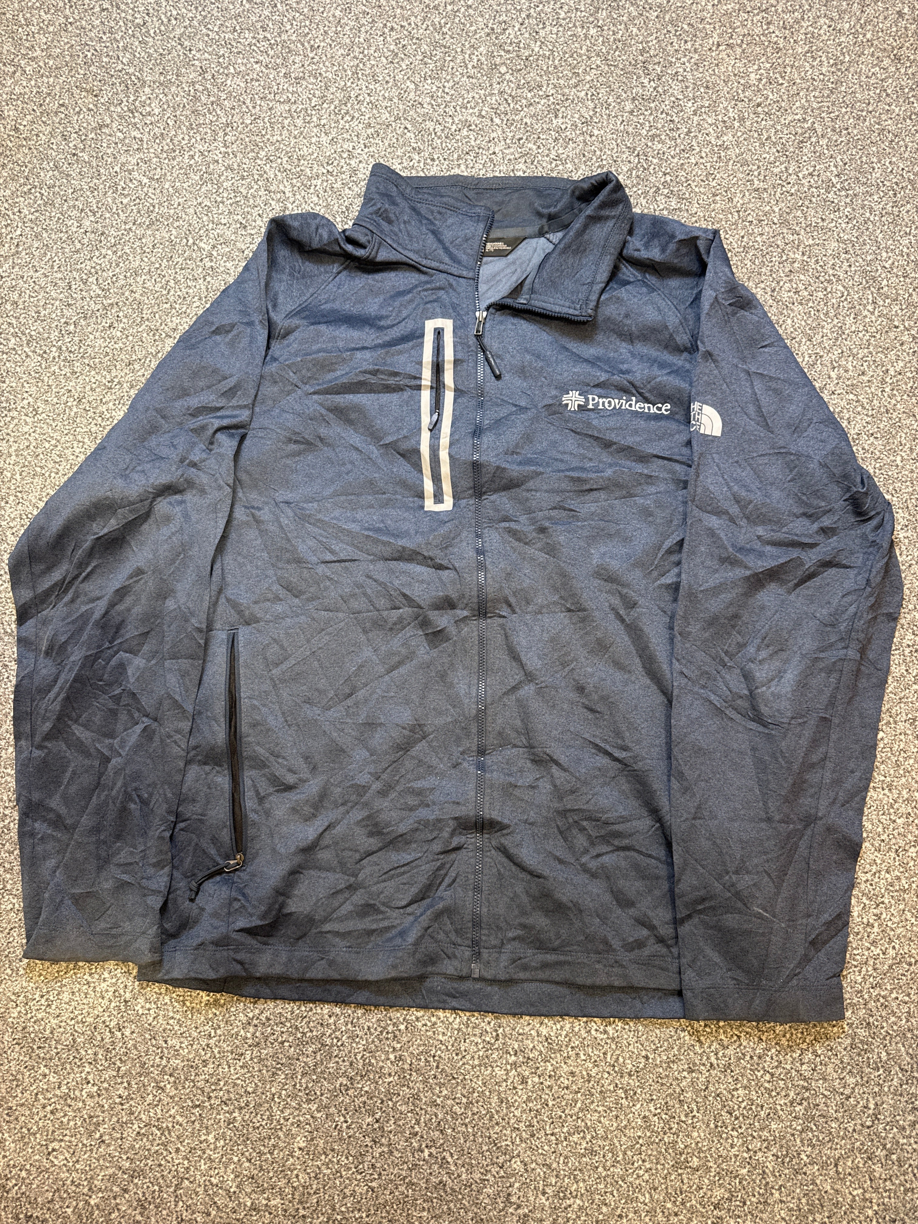 The North Face Men’s Full Zip Nylon Pullover with Fleece Interior – P541