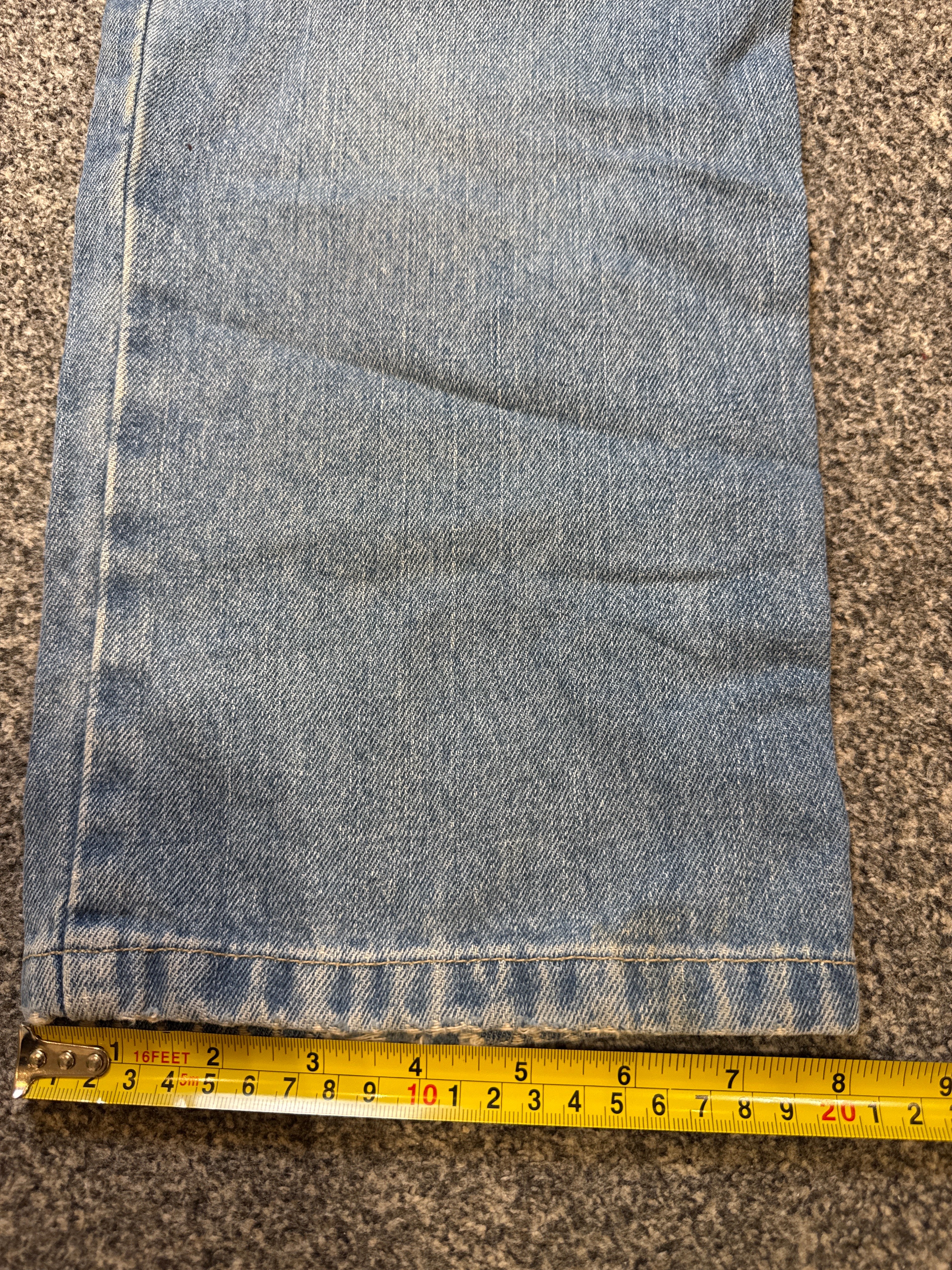 Tommy Hilfiger Women’s Light Blue Fade Jeans – P388