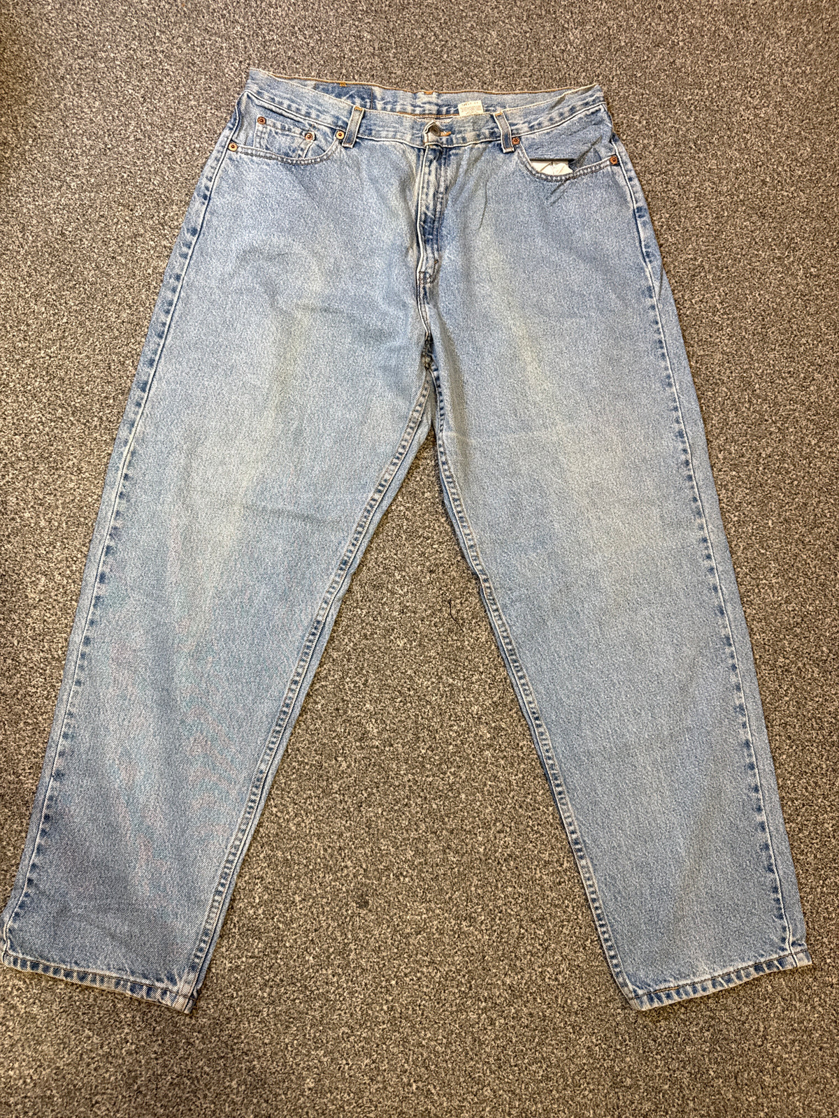 Levi’s Women’s 560 Loose Fit Straight Leg Blue Jeans – P448