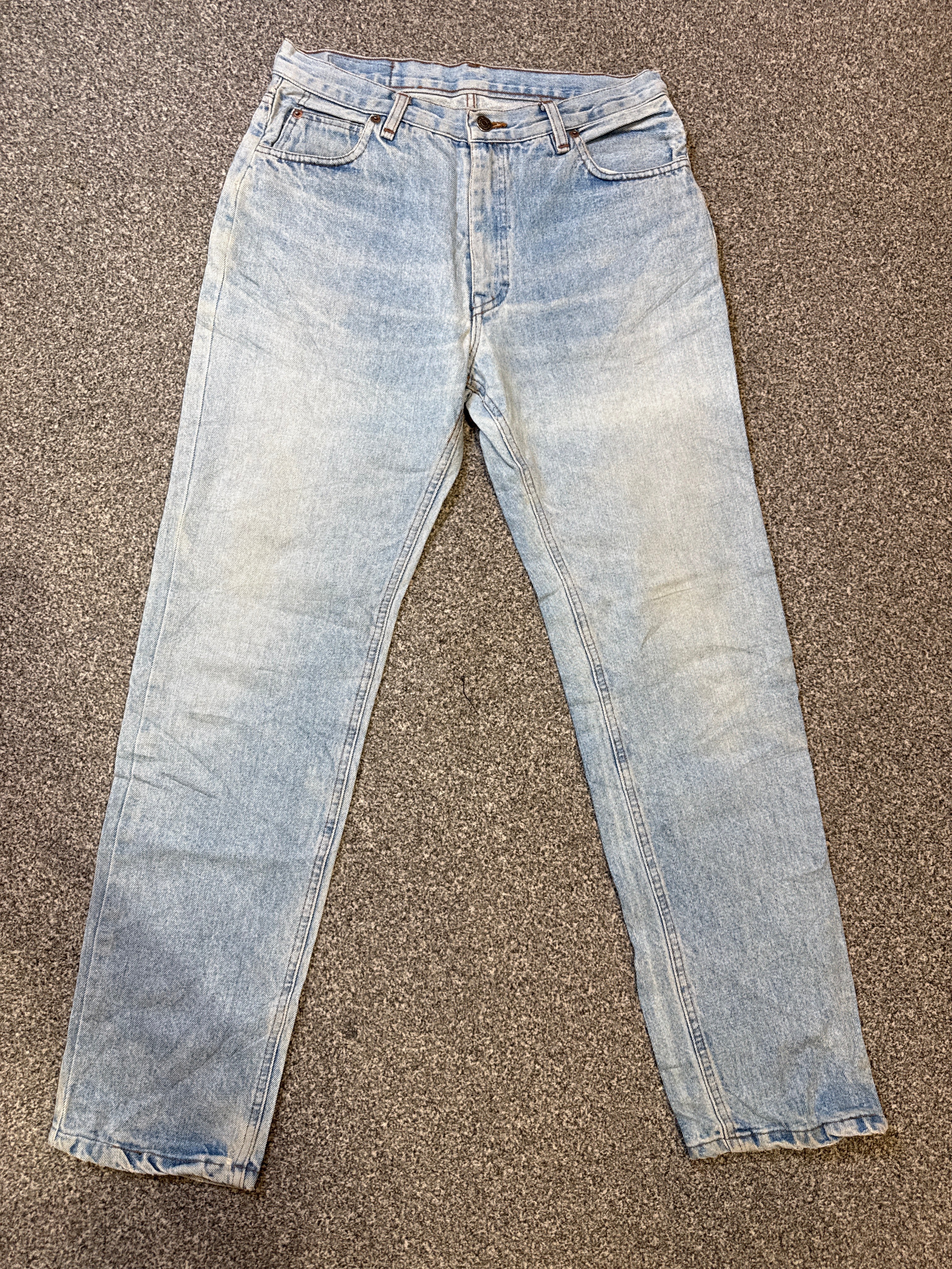 Levi’s Women’s 901 Light Blue Regular Fit Jeans – P438