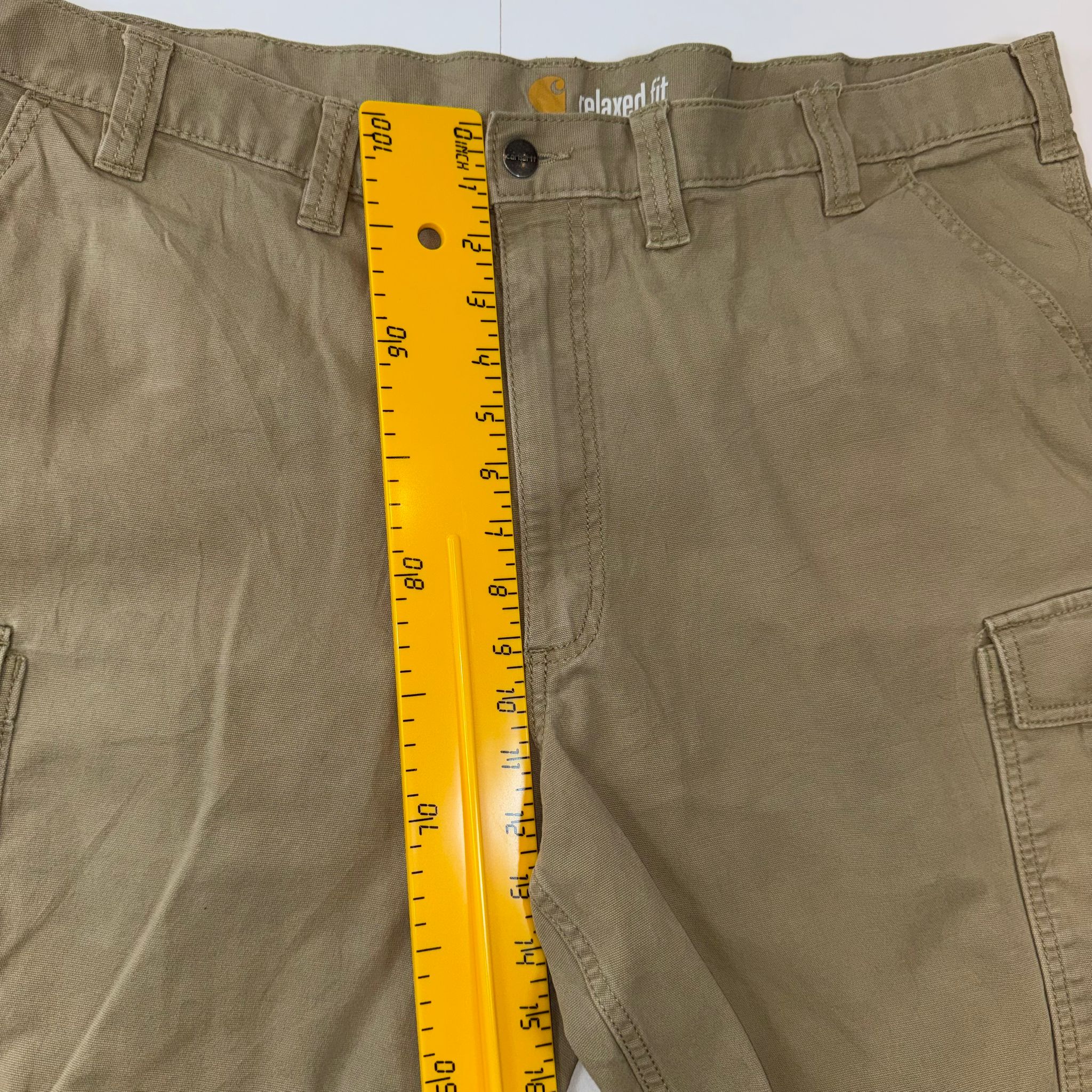 Carhartt Relaxed Fit Cargo Shorts – Khaki Beige – Size 44 Workwear Utility