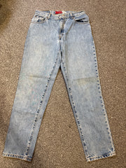 Levi’s Women’s 550 Classic Relaxed Fit Tapered Leg Jeans – P414