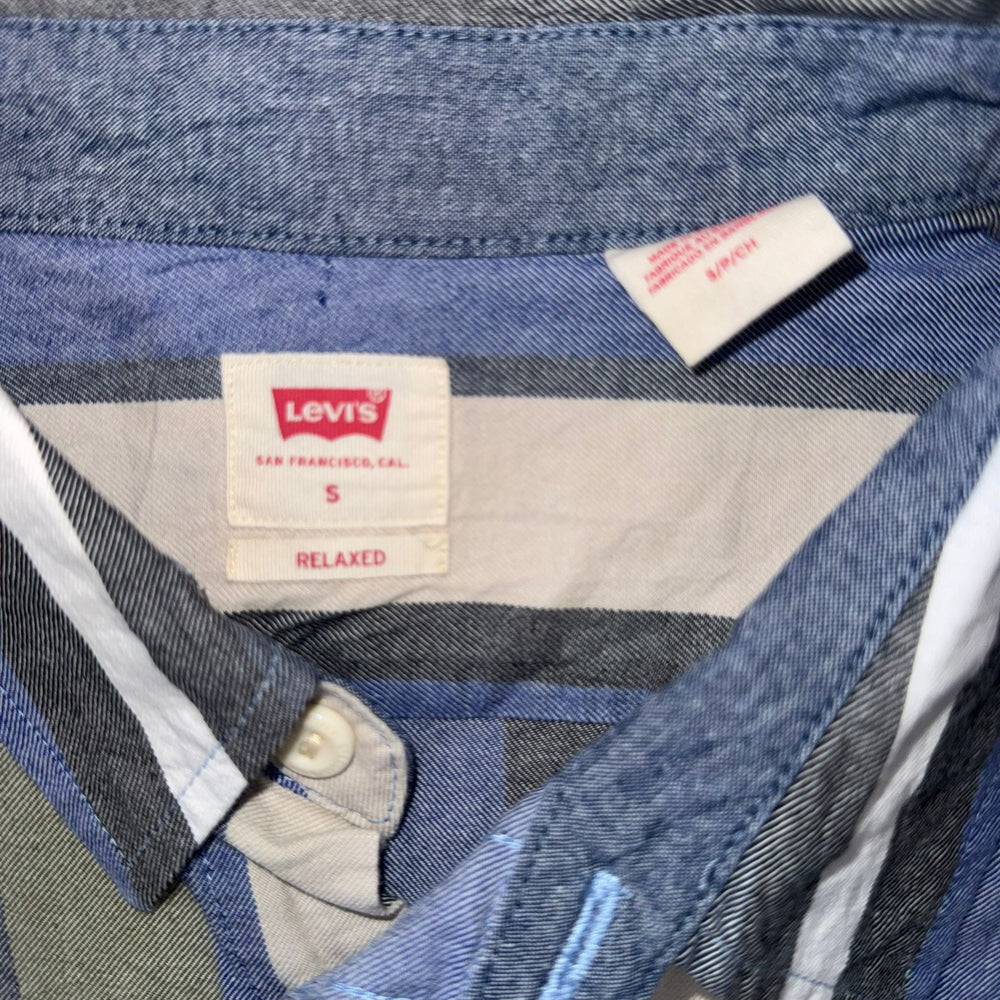 Levi’s Relaxed Fit Striped Button-Up Shirt Men’s Small Blue Green Long Sleeve Casual
