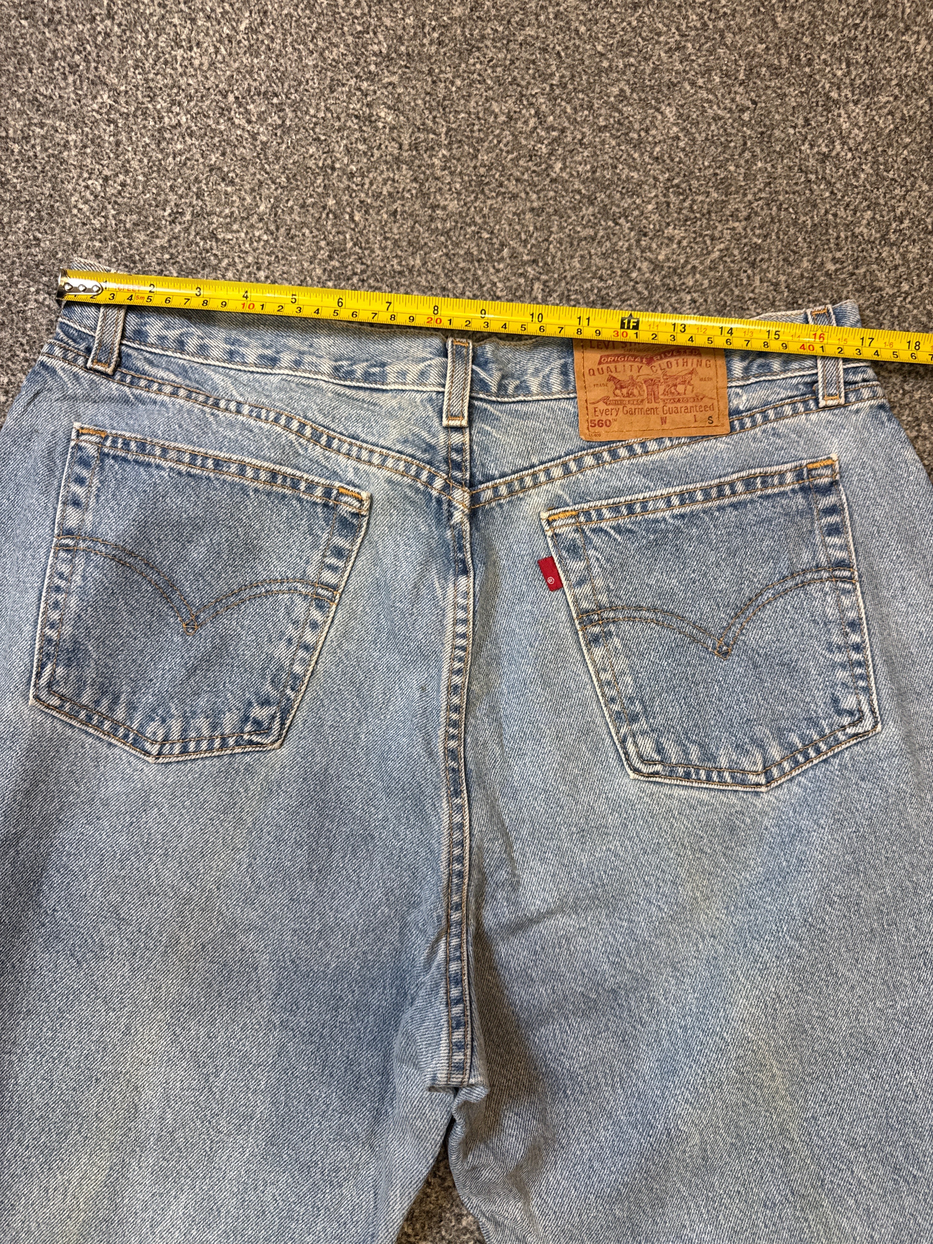 Levi’s Women’s 560 Loose Fit Straight Leg Blue Jeans – P448