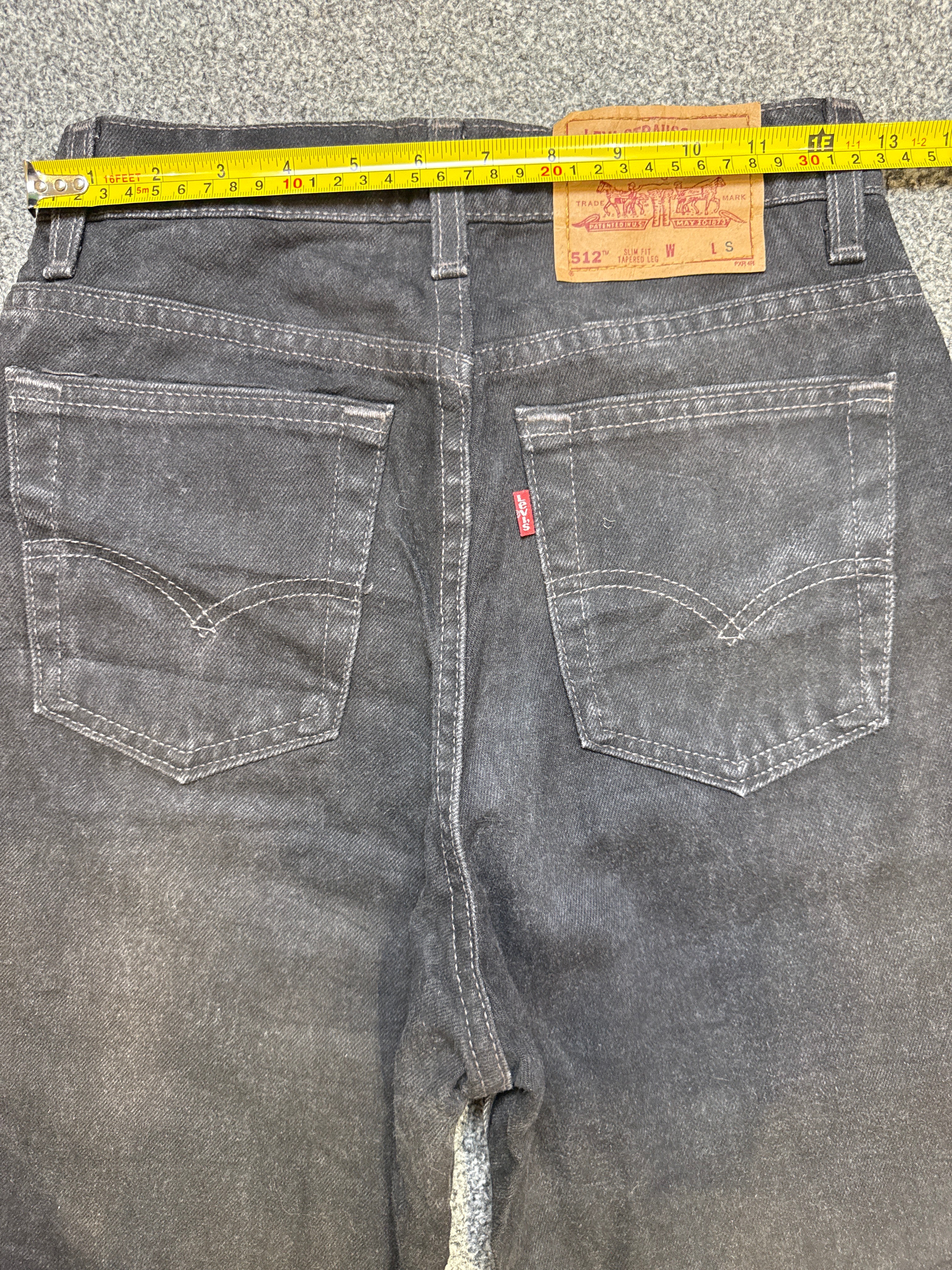 Levi’s Women’s 512 Slim Fit Tapered Leg Black Jeans – P392