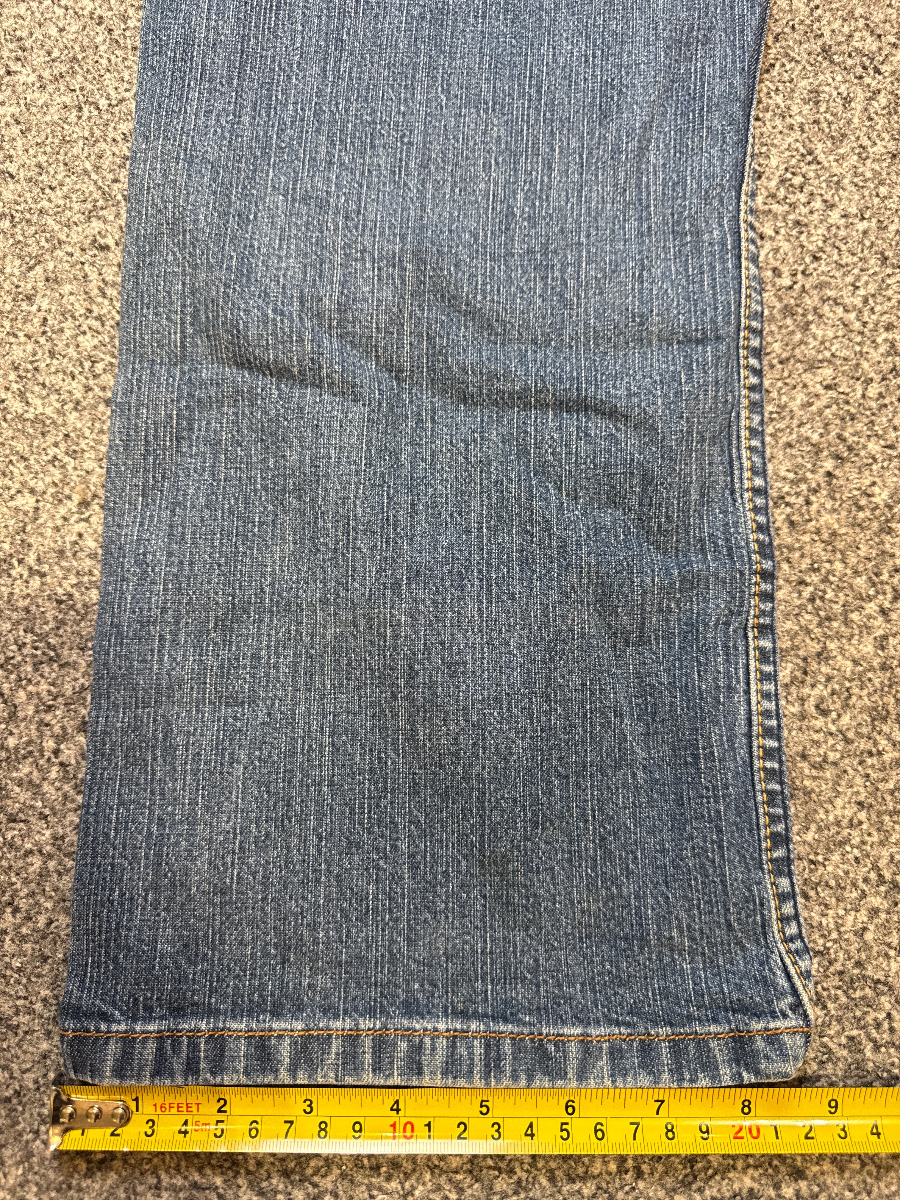 Levi’s Women’s Vintage Blue Wide Leg Jeans – P393