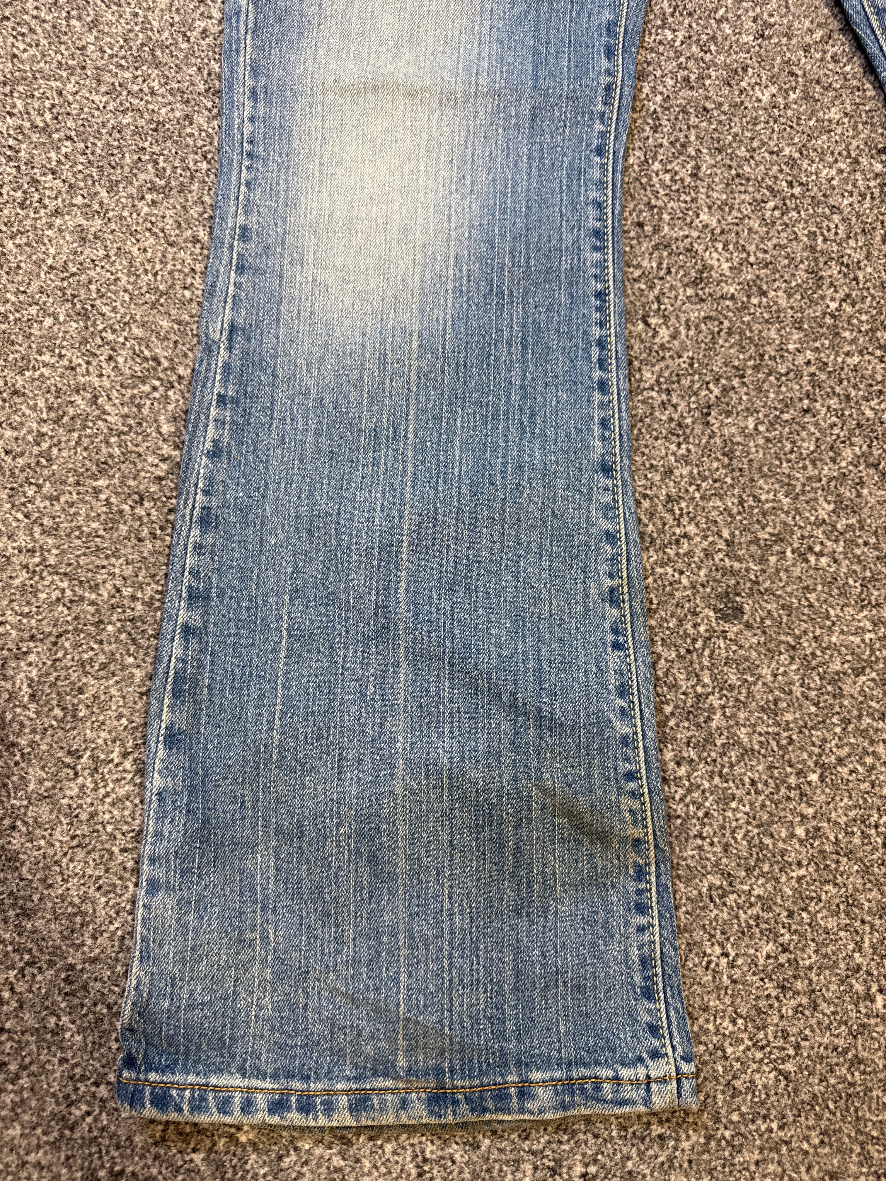 Levi’s Women’s 515 Bootcut Blue Jeans – P415