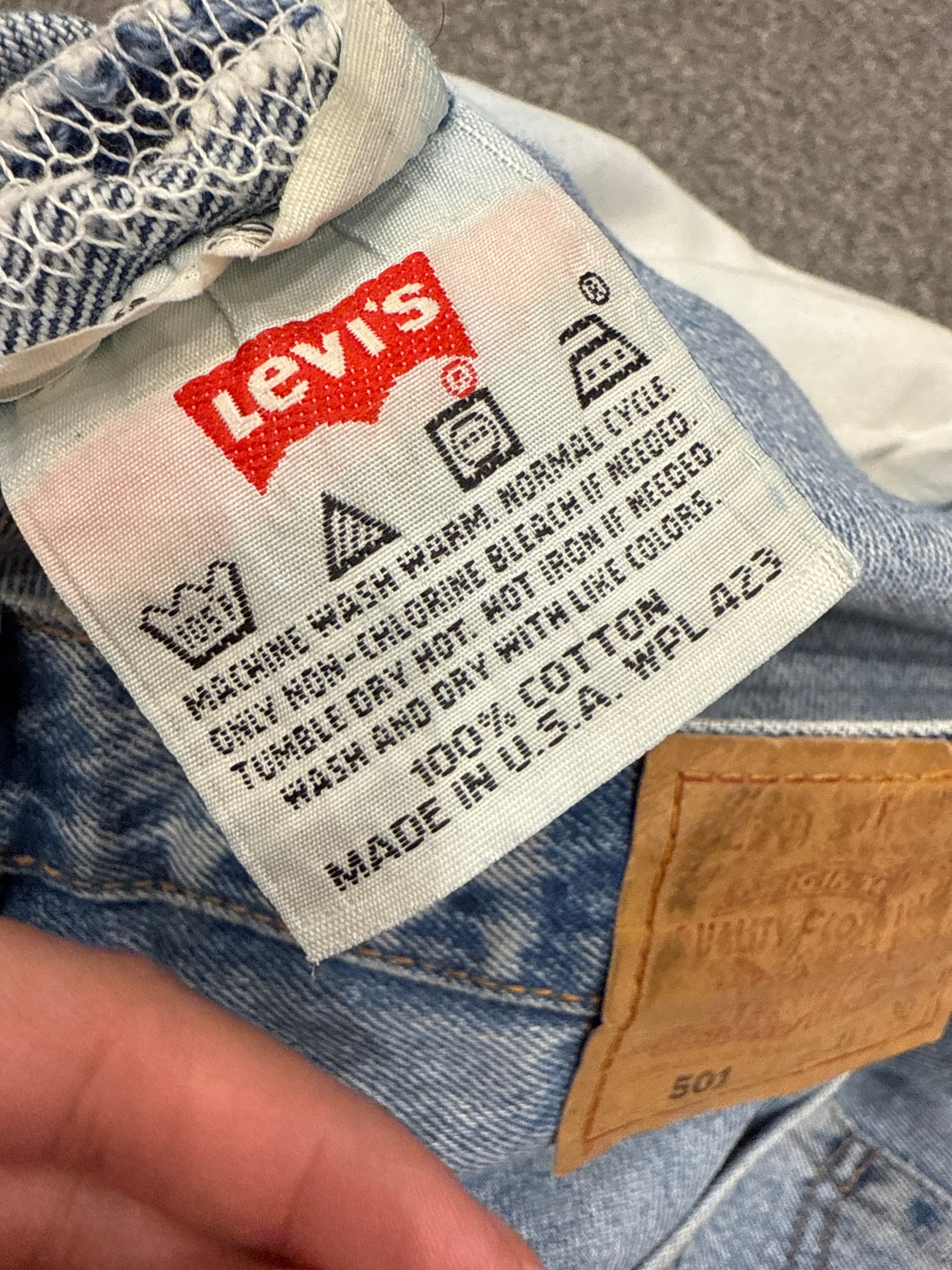 Rare Vintage Levi's 501 XX, USA Made Denim Jeans - Faded Light Blue - W33 L34