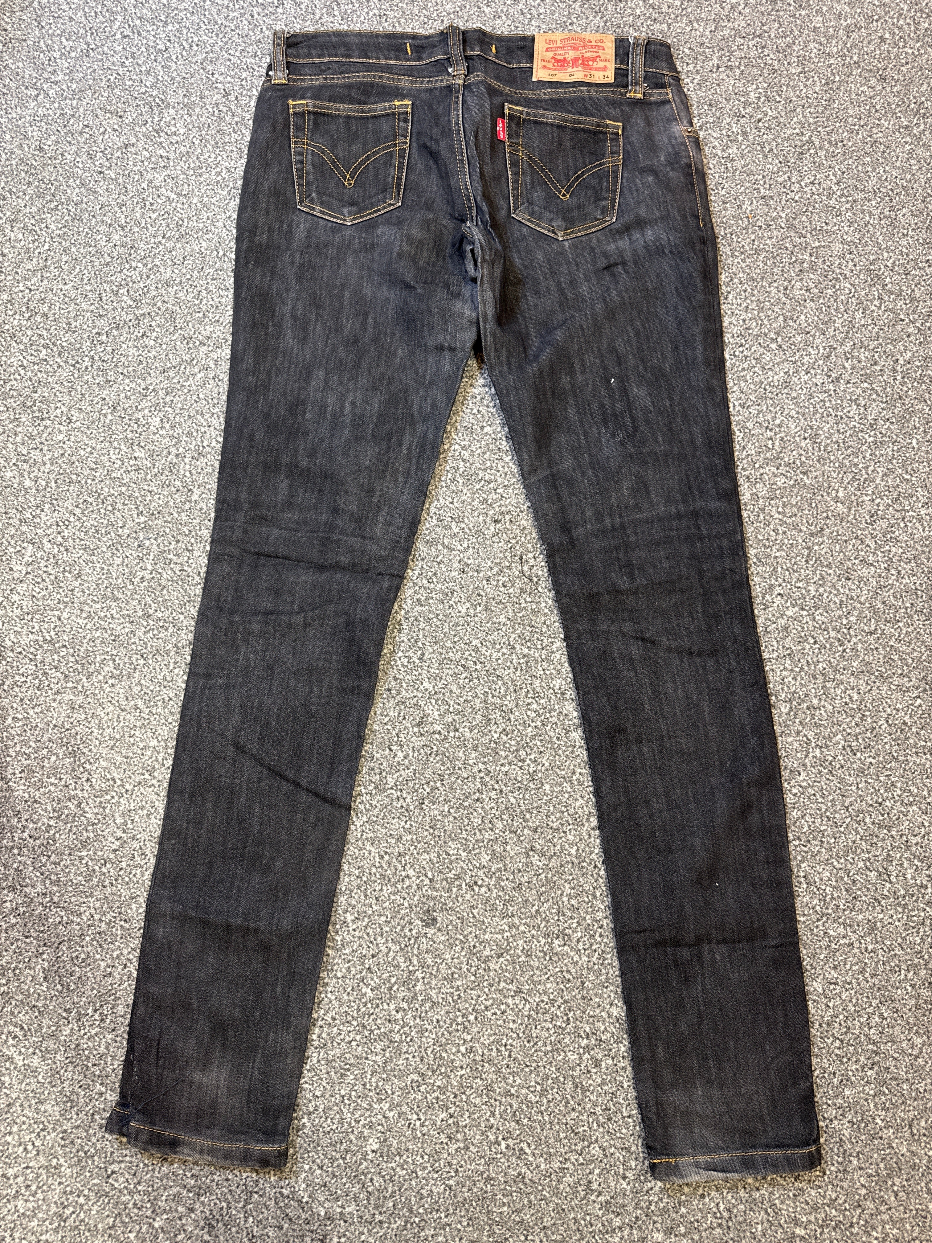 Levi’s Women’s 507 Professional Low-Waisted Black Jeans – P430