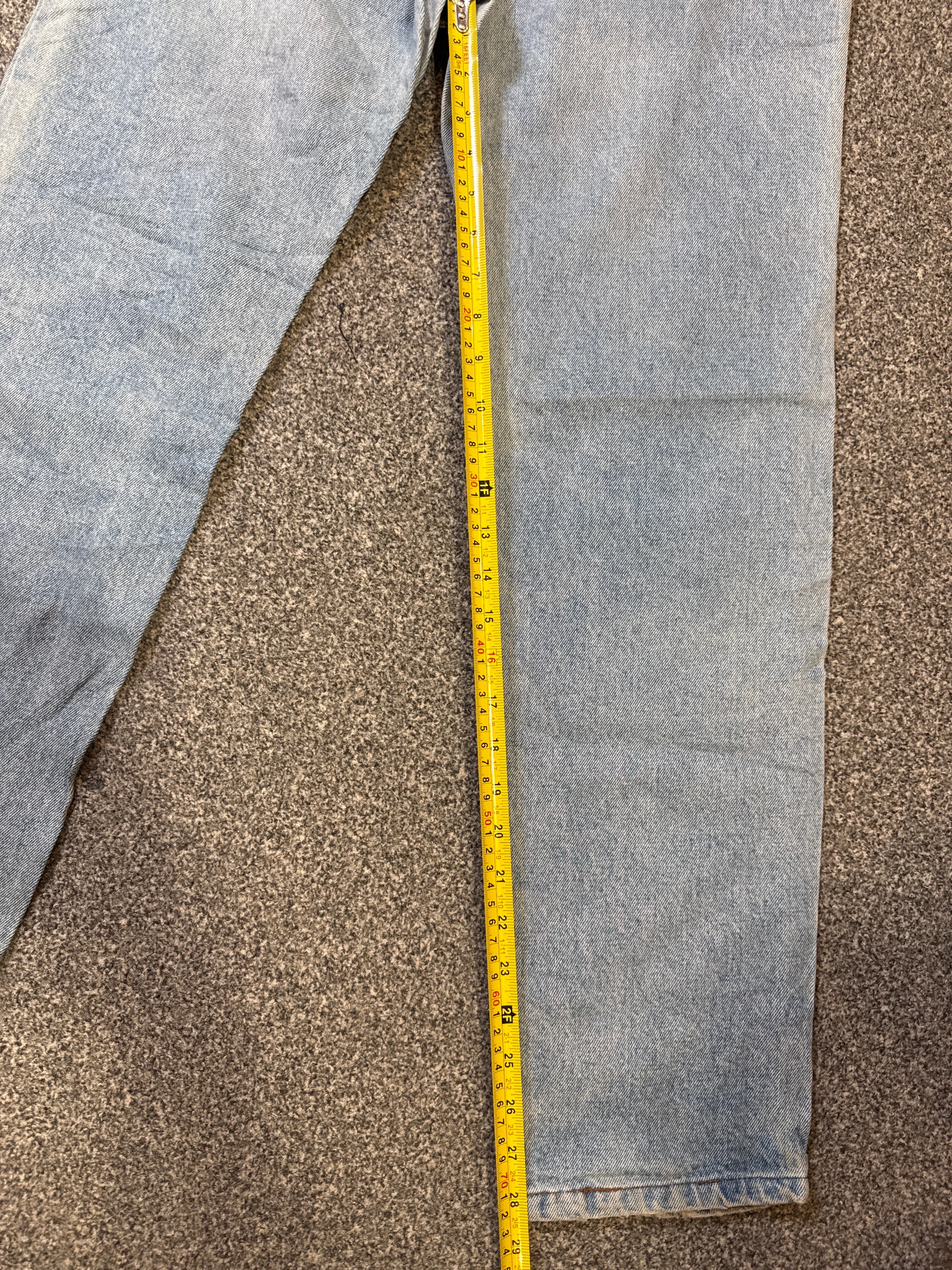 Levi’s Women’s 901 Light Blue Regular Fit Jeans – P438