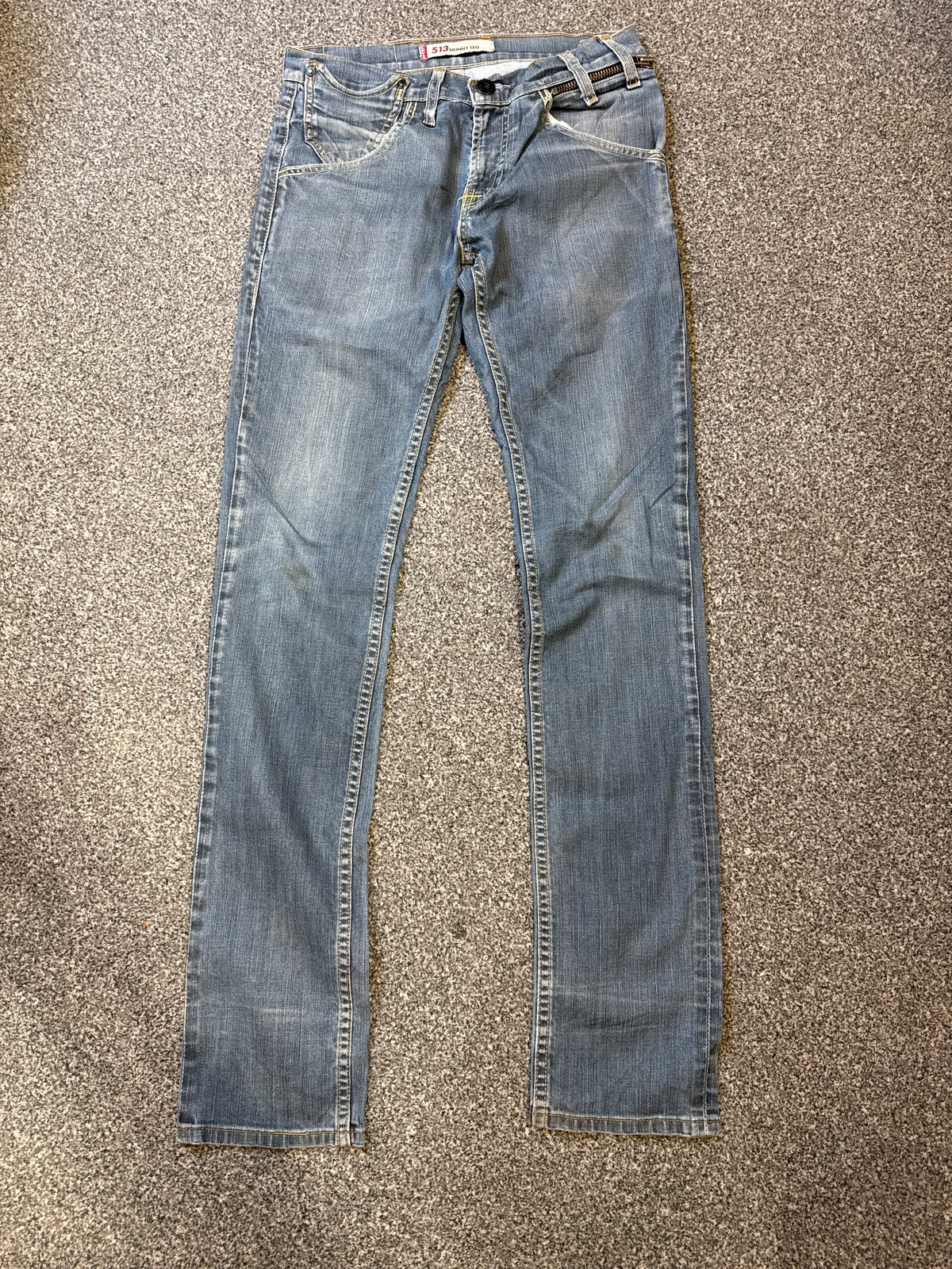 Levi’s 513 Women’s Skinny Jeans with Zipper Pockets – P413