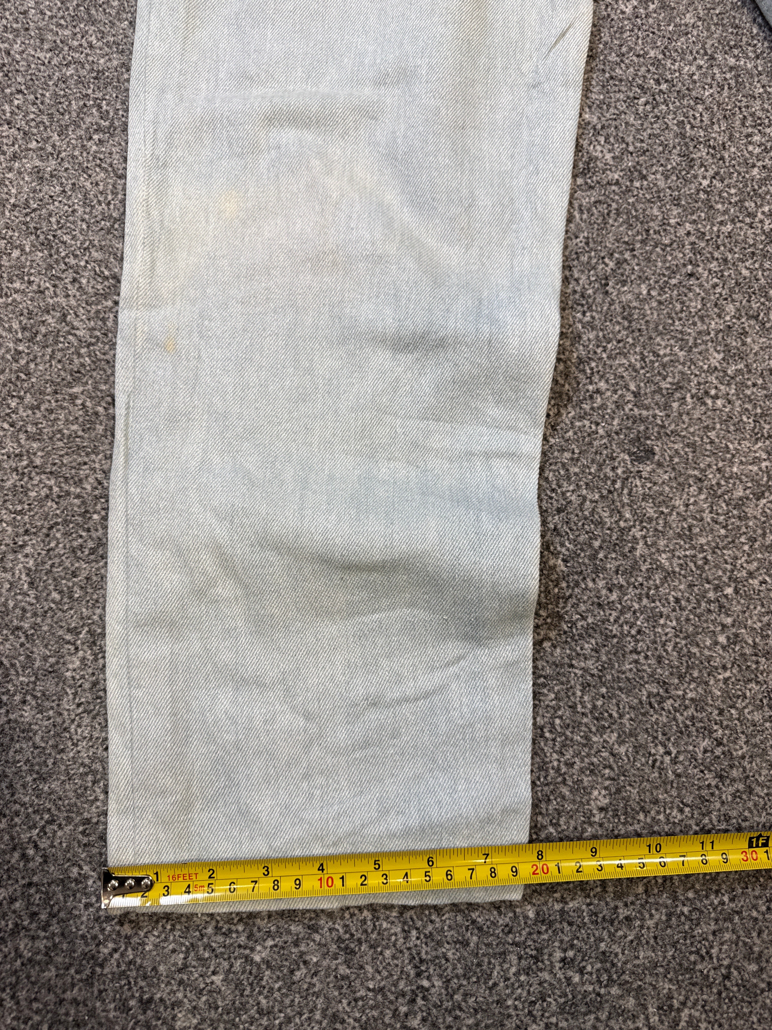 Levi’s Women’s Vintage White Tab Light Blue Faded Relaxed Fit Jeans – P437