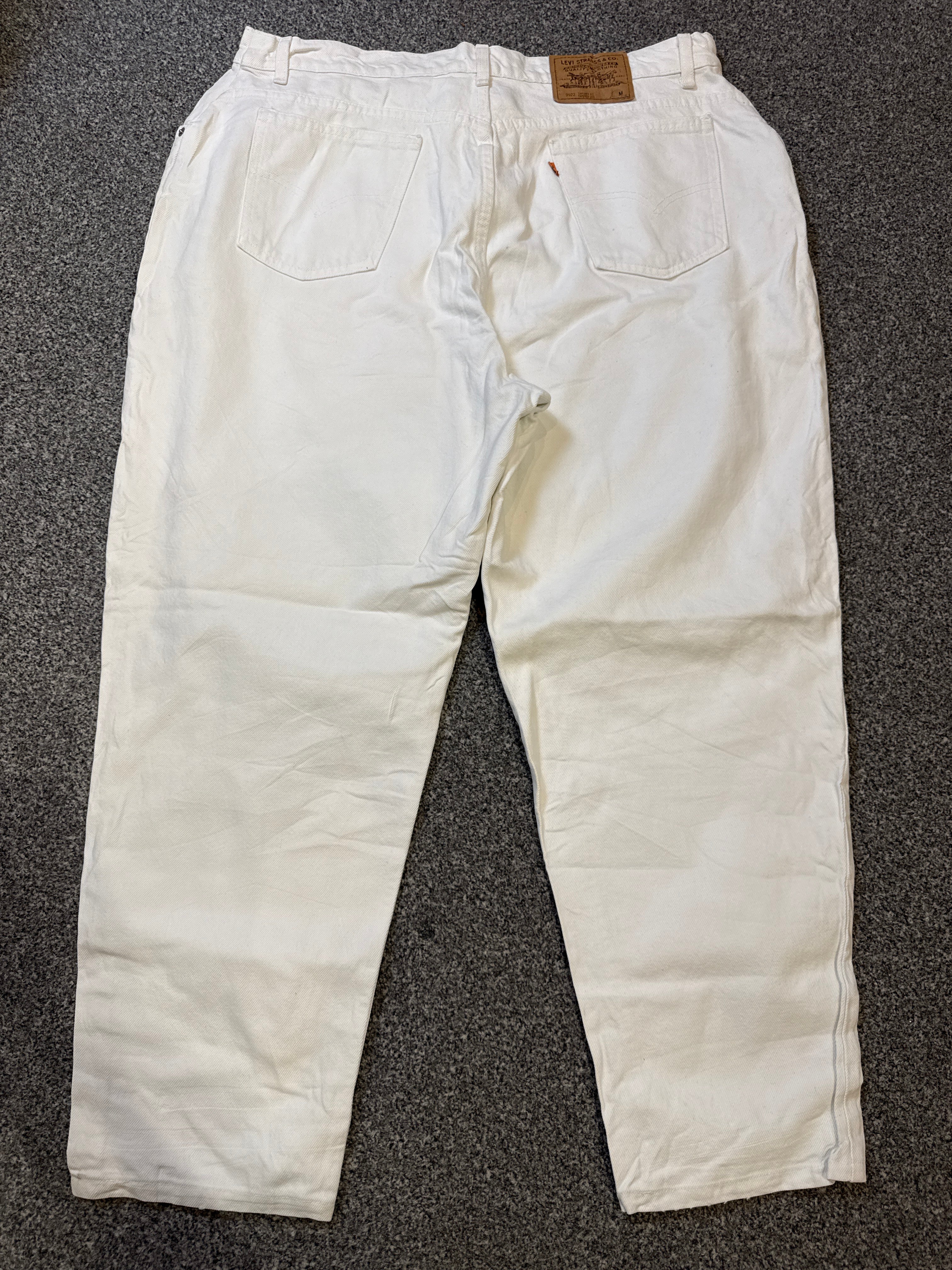 Levi’s Women’s 992 Vintage Orange Tab White Jeans – P433