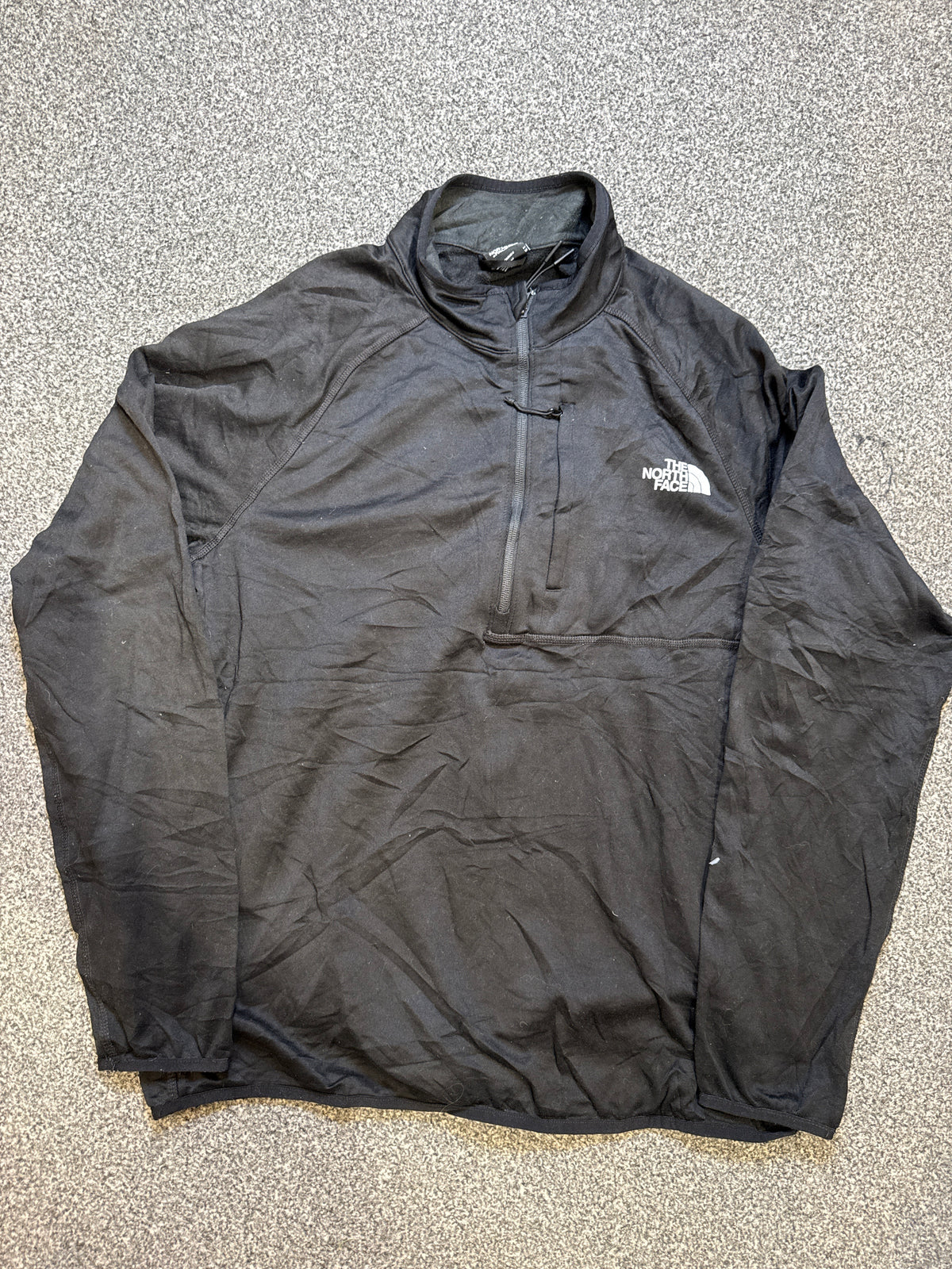 The North Face Men’s Black 1/4 Zip Pullover – P552