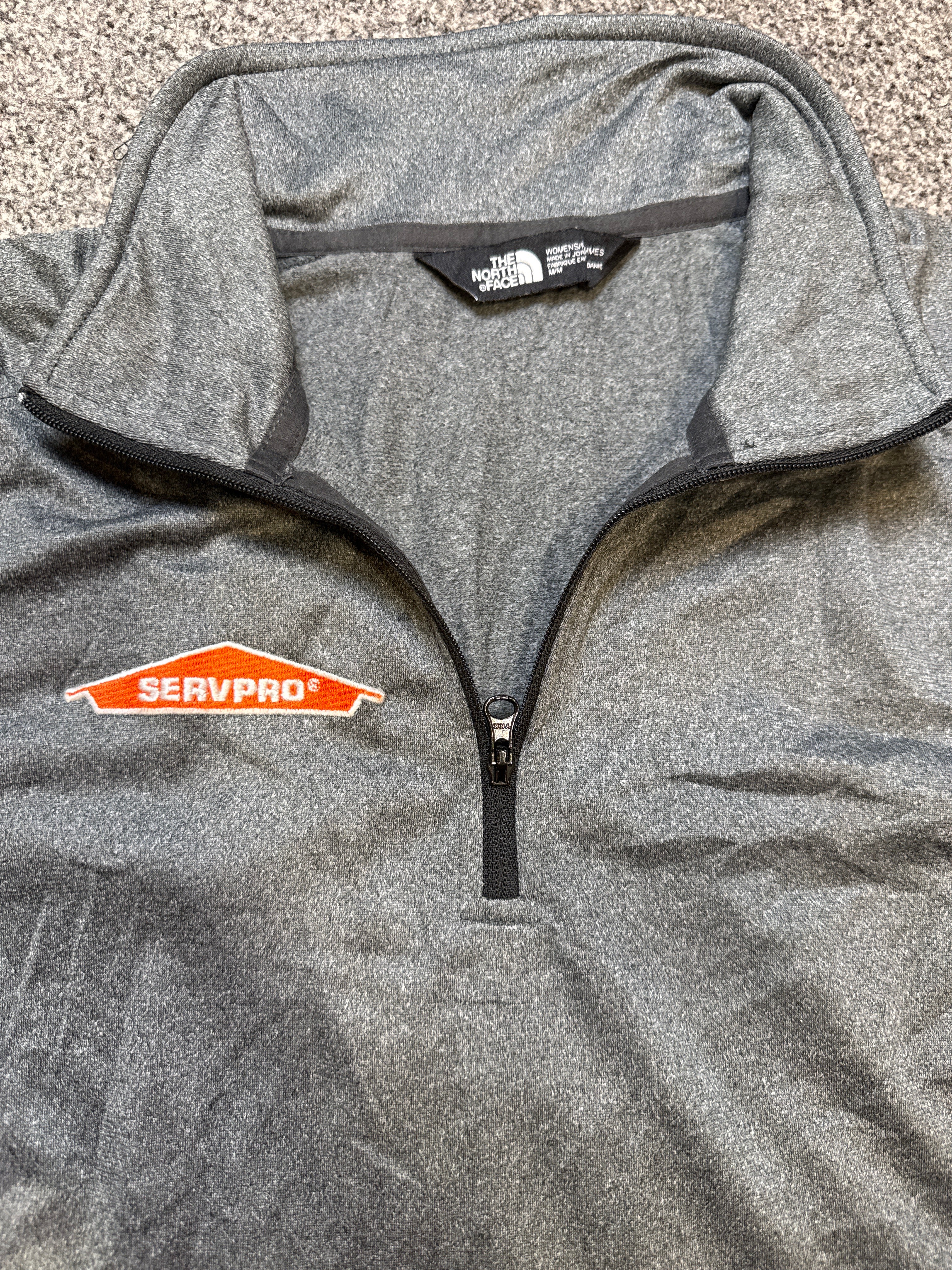 The North Face Women’s Grey 1/4 Zip ServPro Pullover – P548