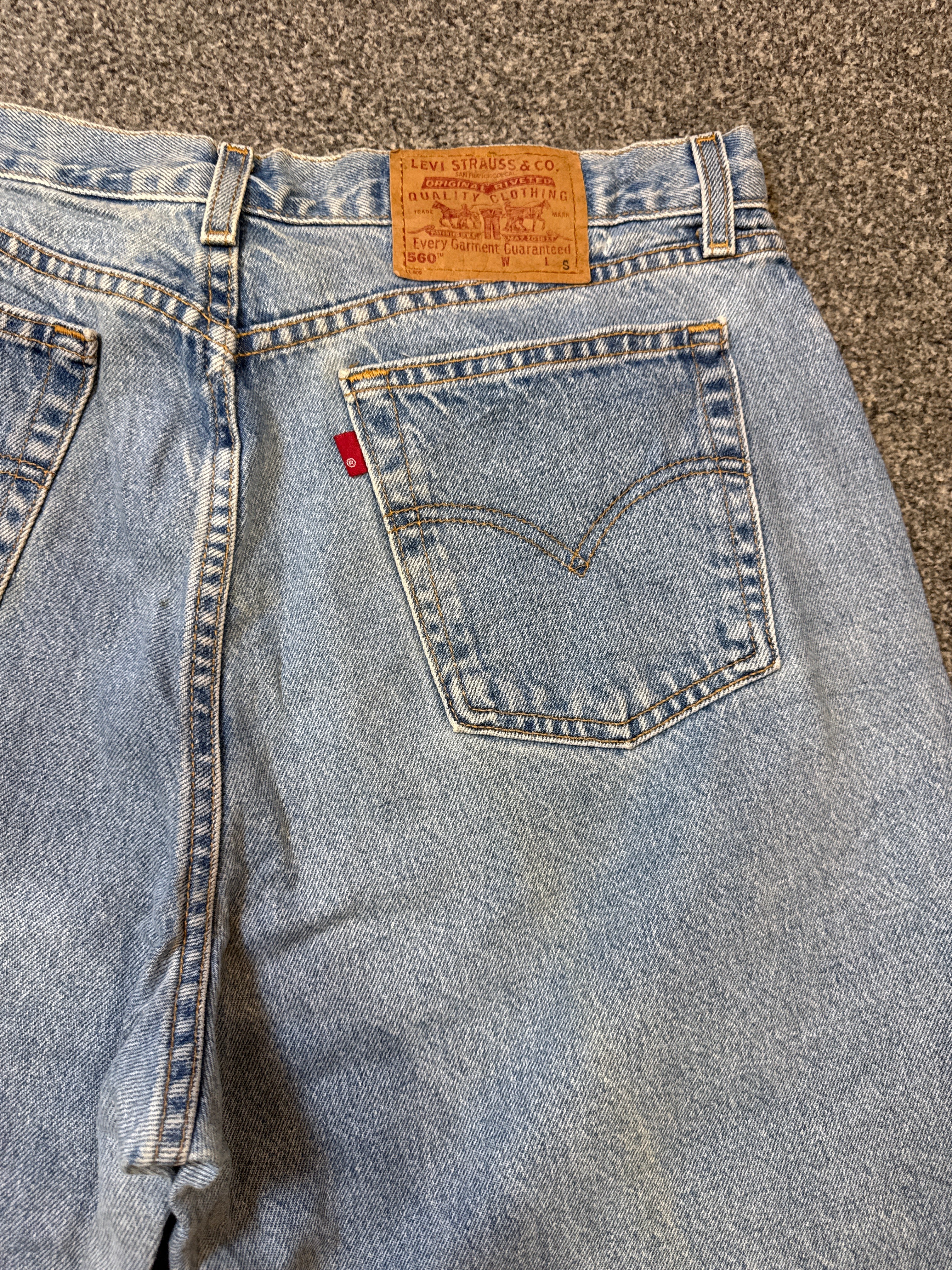 Levi’s Women’s 560 Loose Fit Straight Leg Blue Jeans – P448