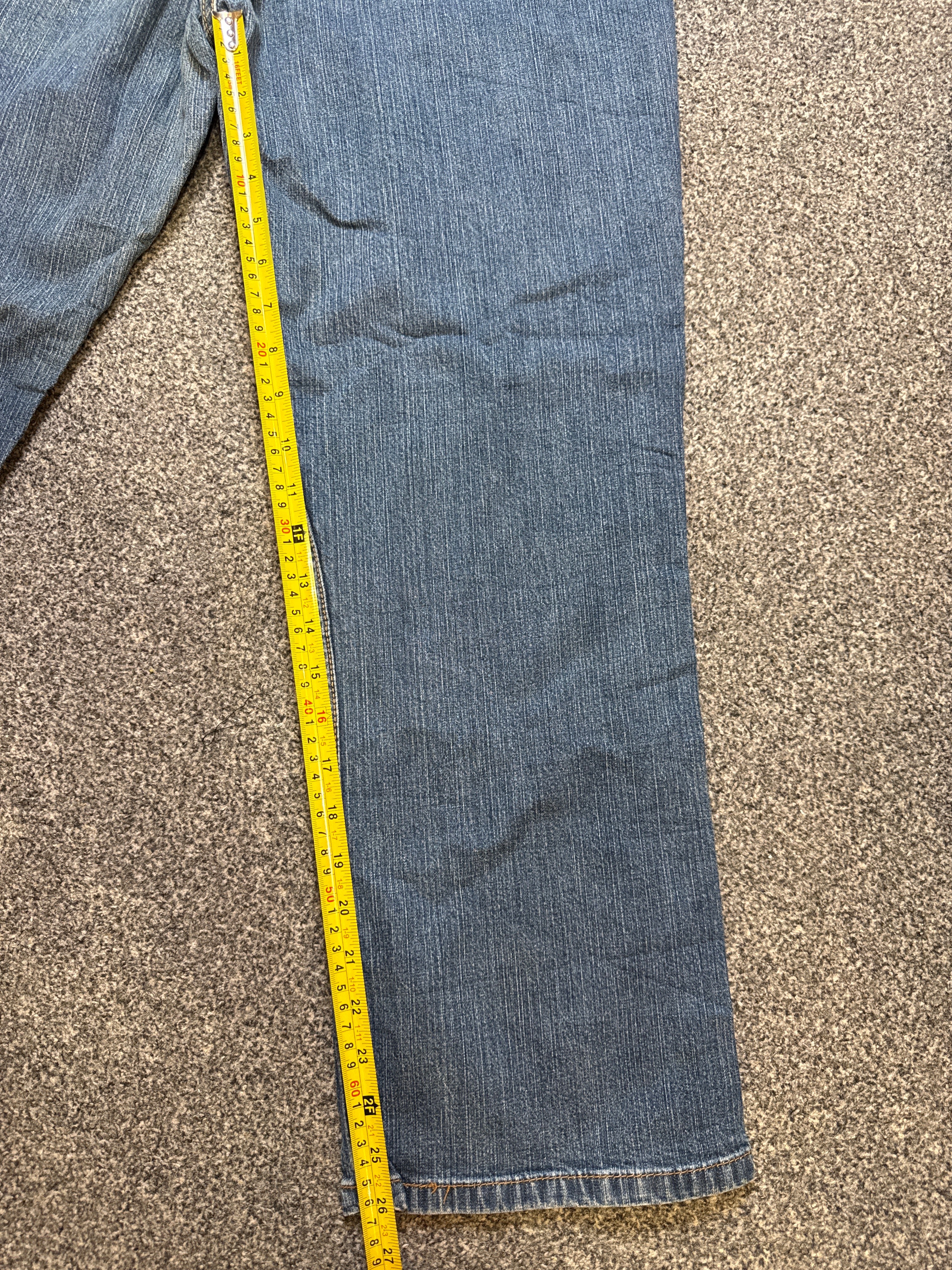 Levi’s Women’s Vintage Blue Wide Leg Jeans – P393