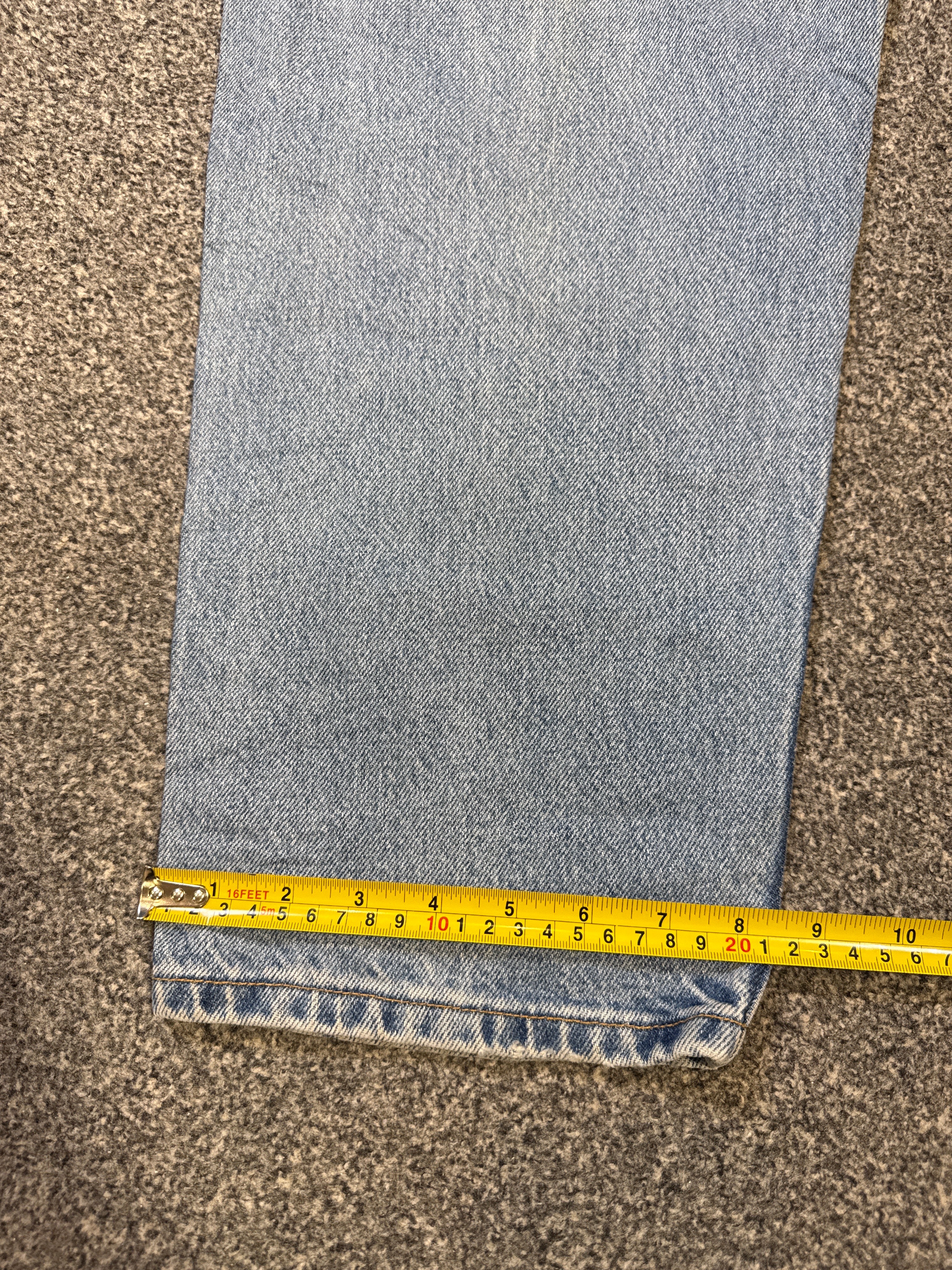 Levi’s Women’s 560 Loose Fit Straight Leg Blue Jeans – P448