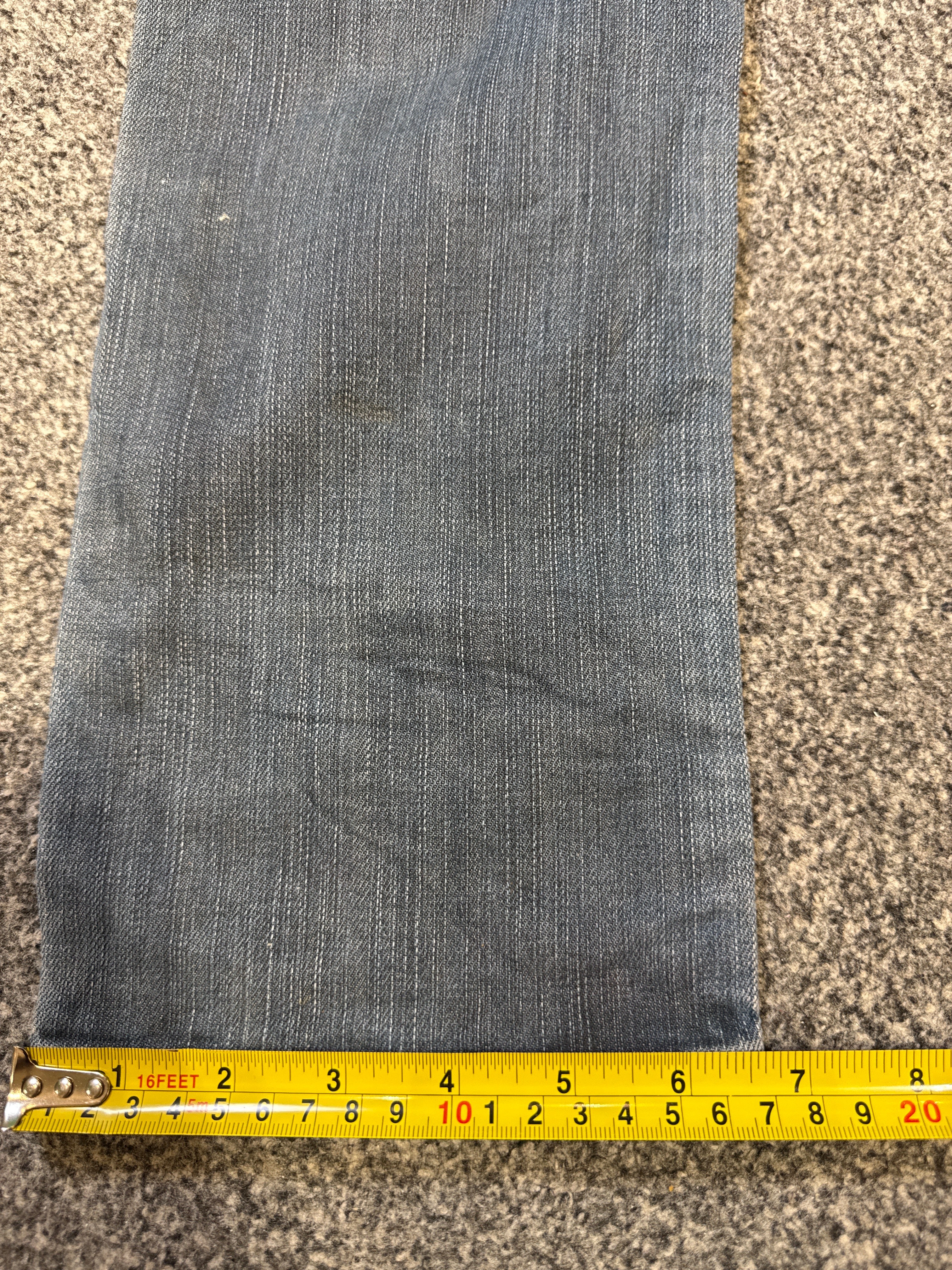 Levi’s 513 Women’s Skinny Jeans with Zipper Pockets – P413