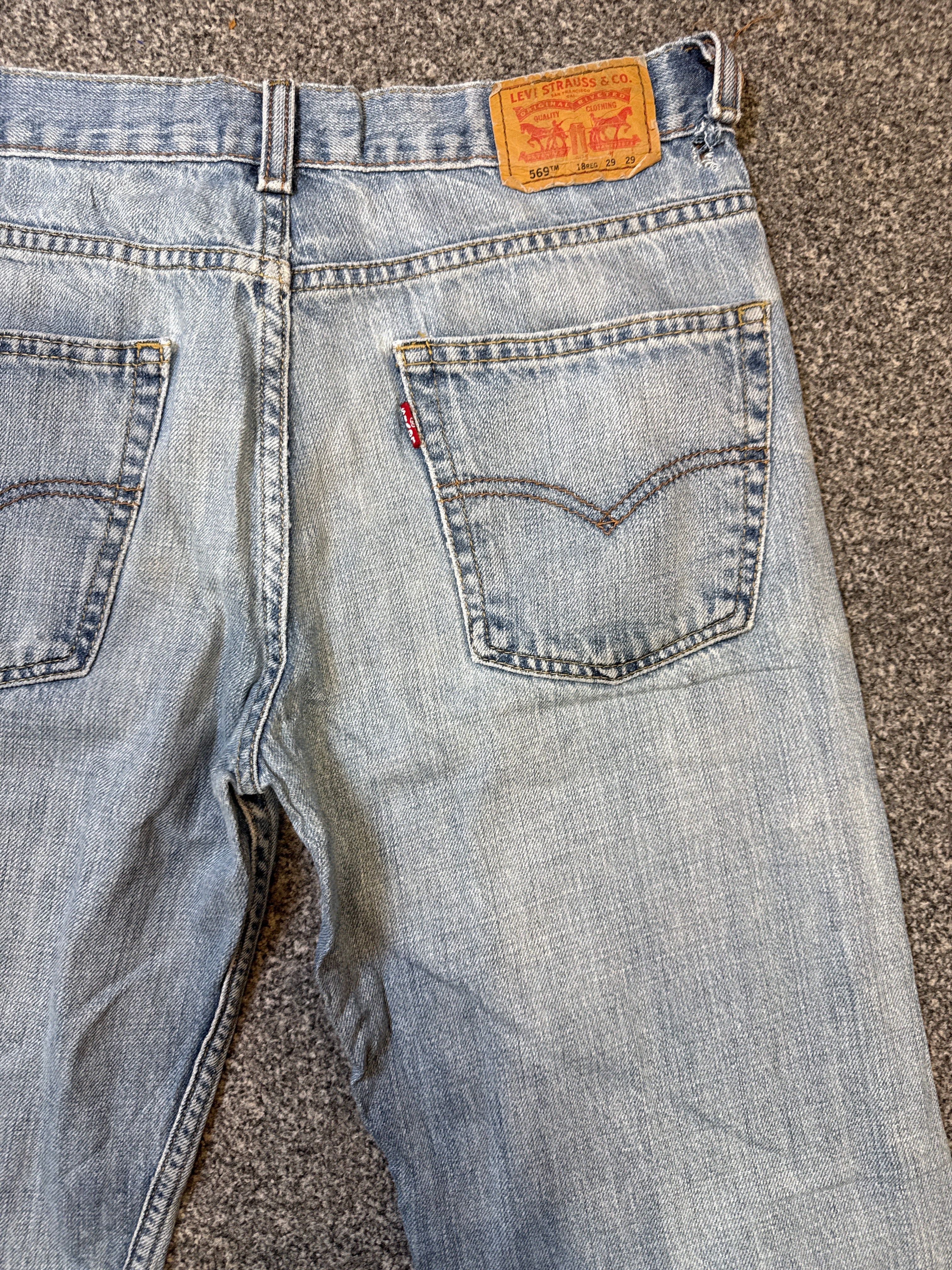 Levi’s Women’s 569 Loose Straight Blue Jeans – P440