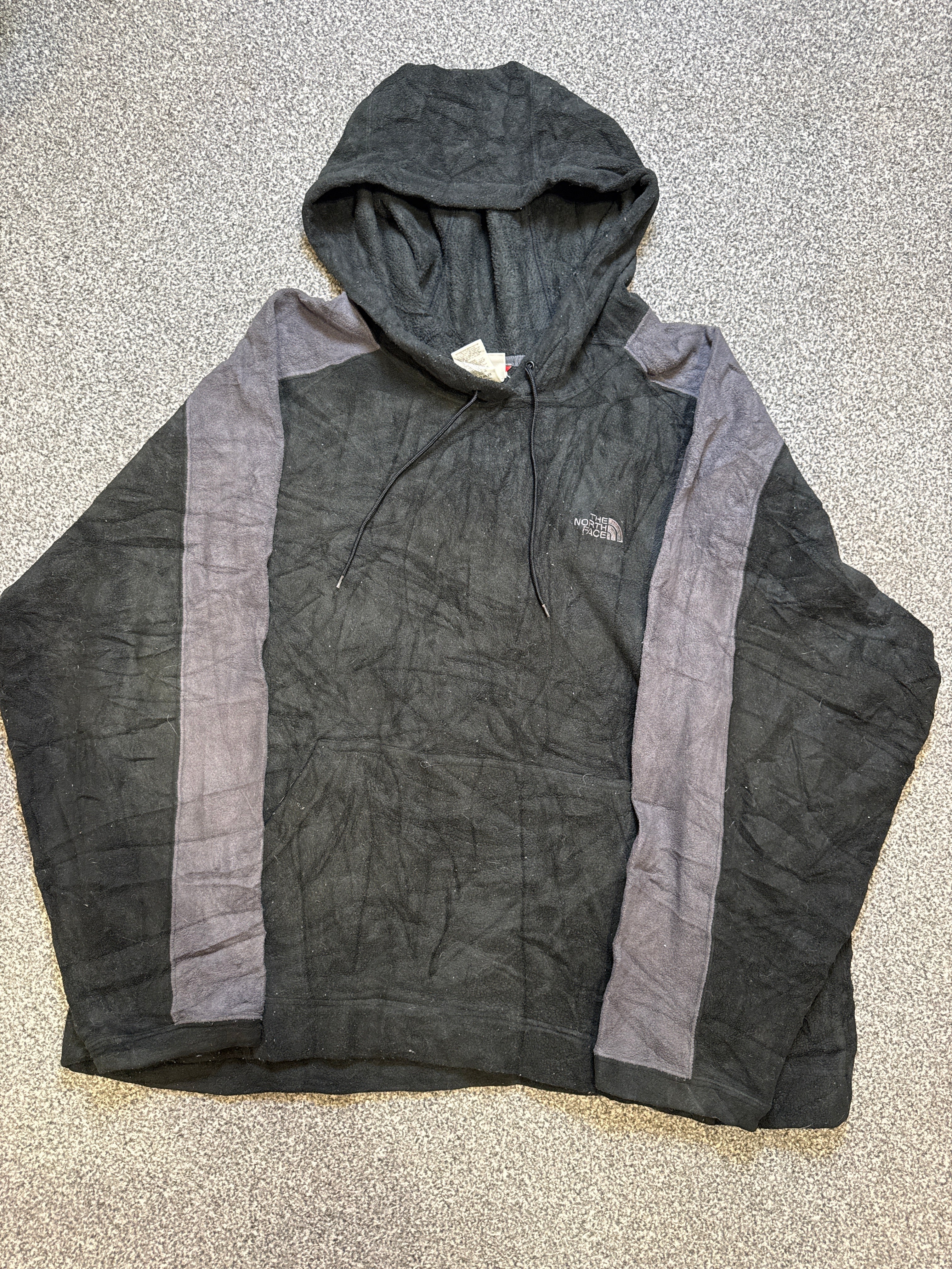 The North Face Men’s Fleece Hoodie with Kangaroo Pocket – Black