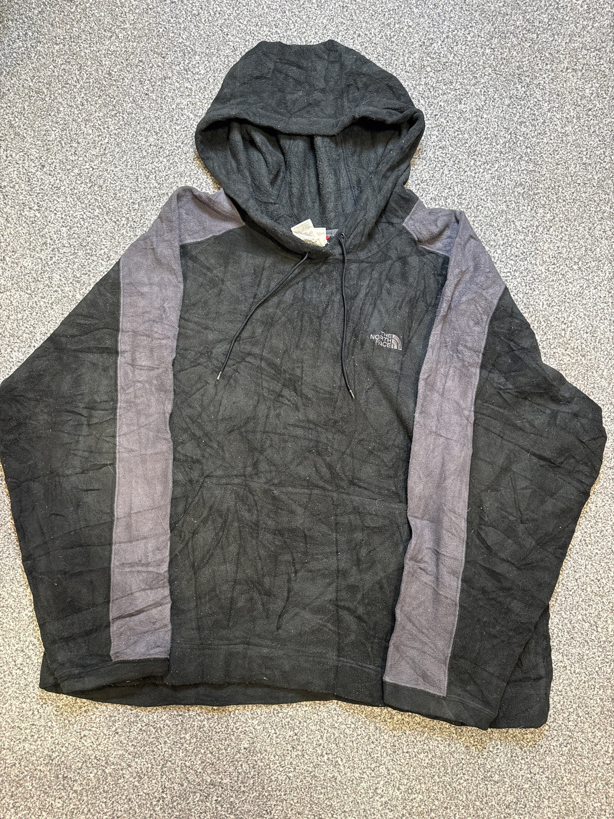 The North Face Men’s Fleece Hoodie with Kangaroo Pocket – Black