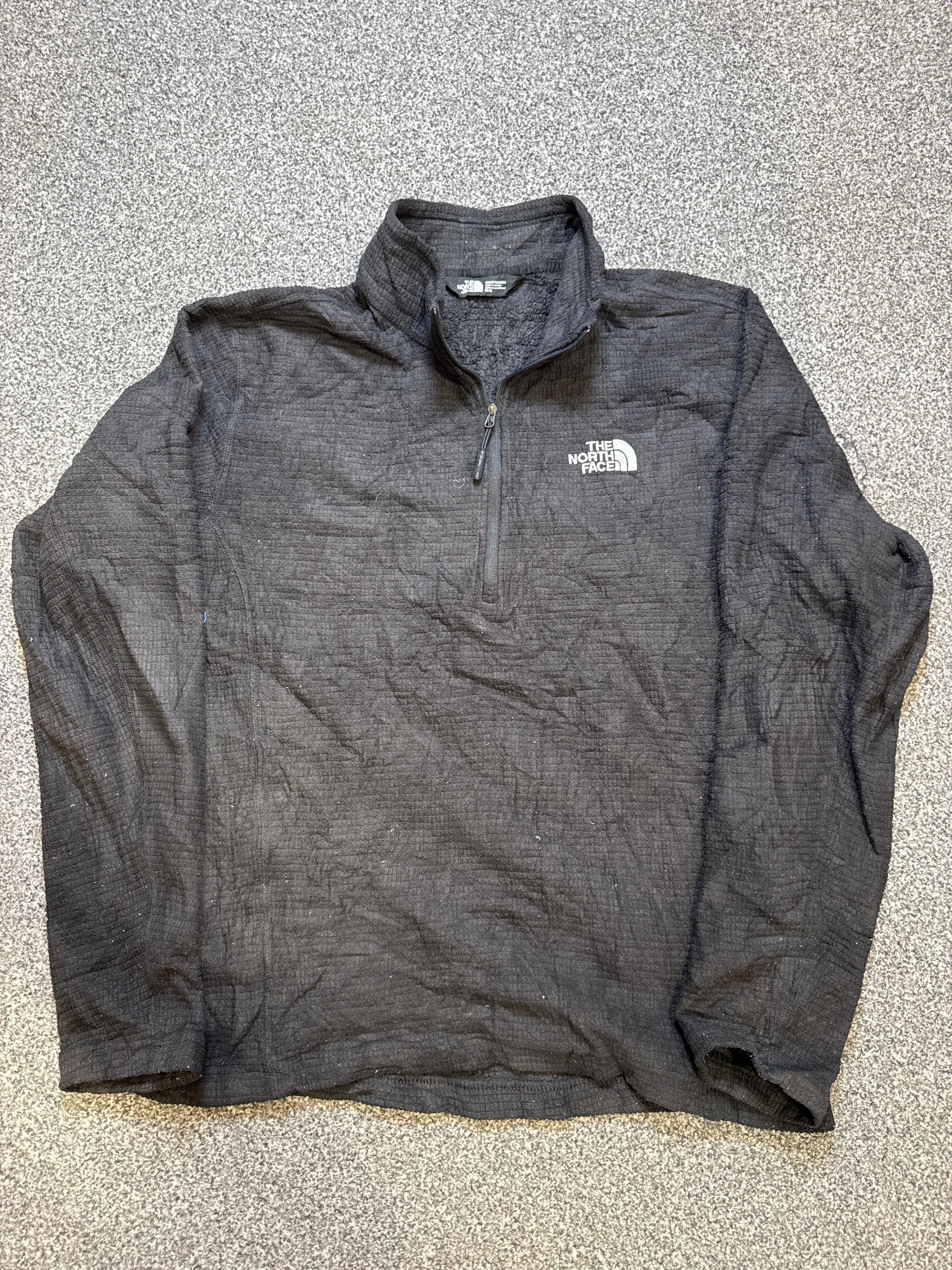 The North Face Men’s 1/4 Zip Pullover with Sherpa Interior – P557