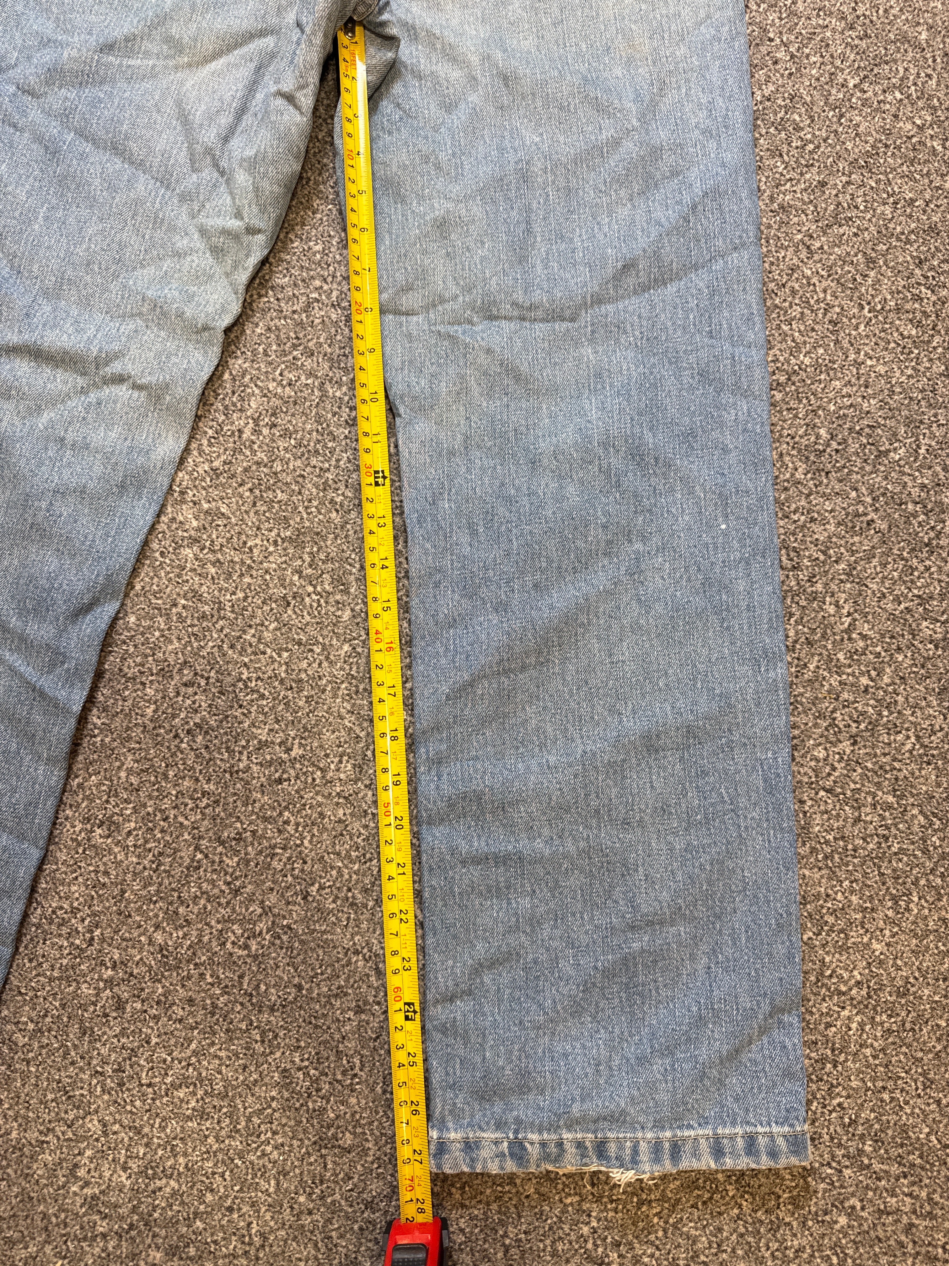 Tommy Hilfiger Women’s Light Blue Fade Jeans – P388