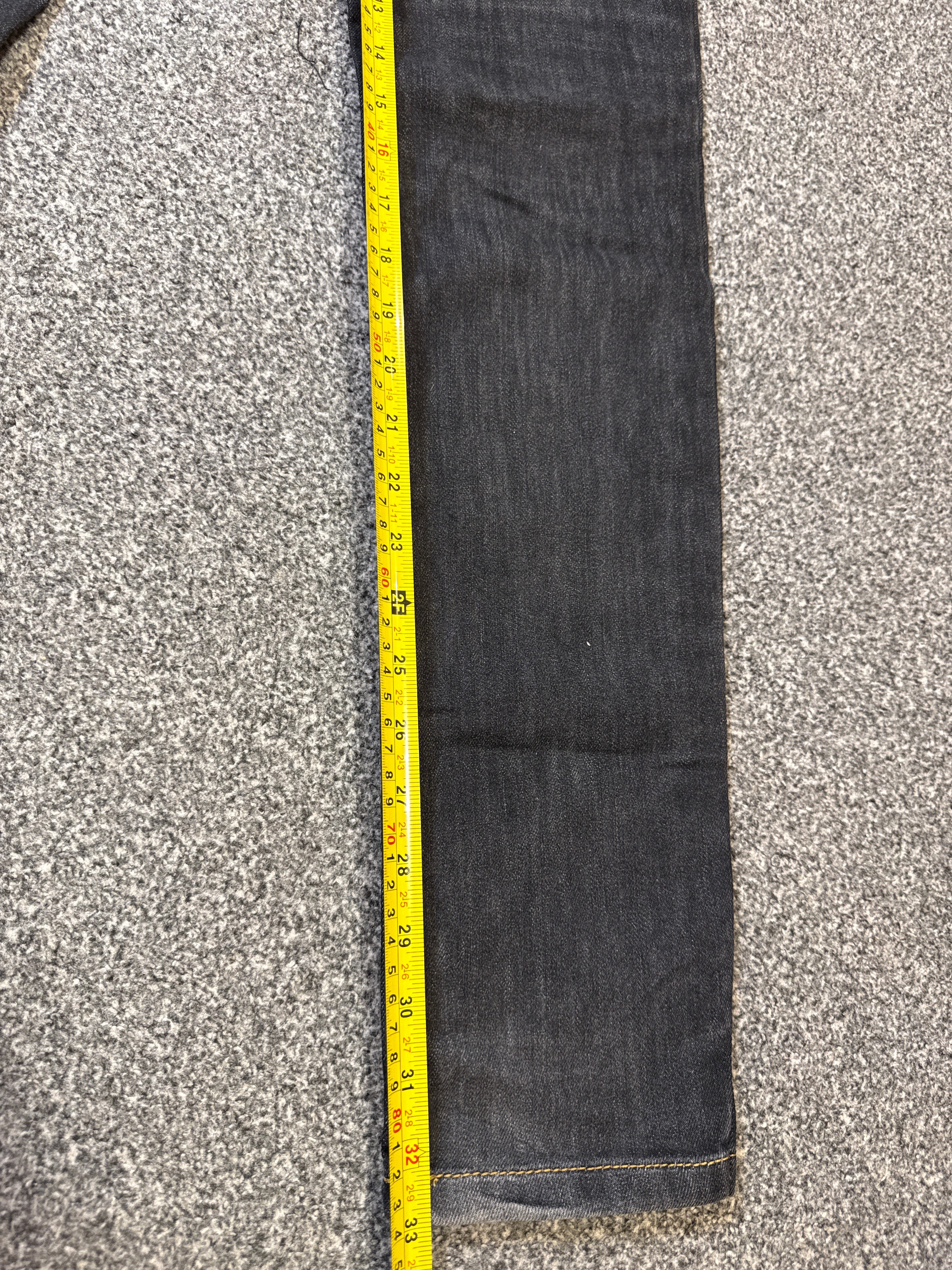 Levi’s Women’s 507 Professional Low-Waisted Black Jeans – P430