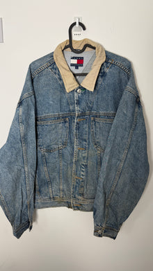  Vinatge White UK Tommy Hilfiger Denim Jacket with Tan Collar